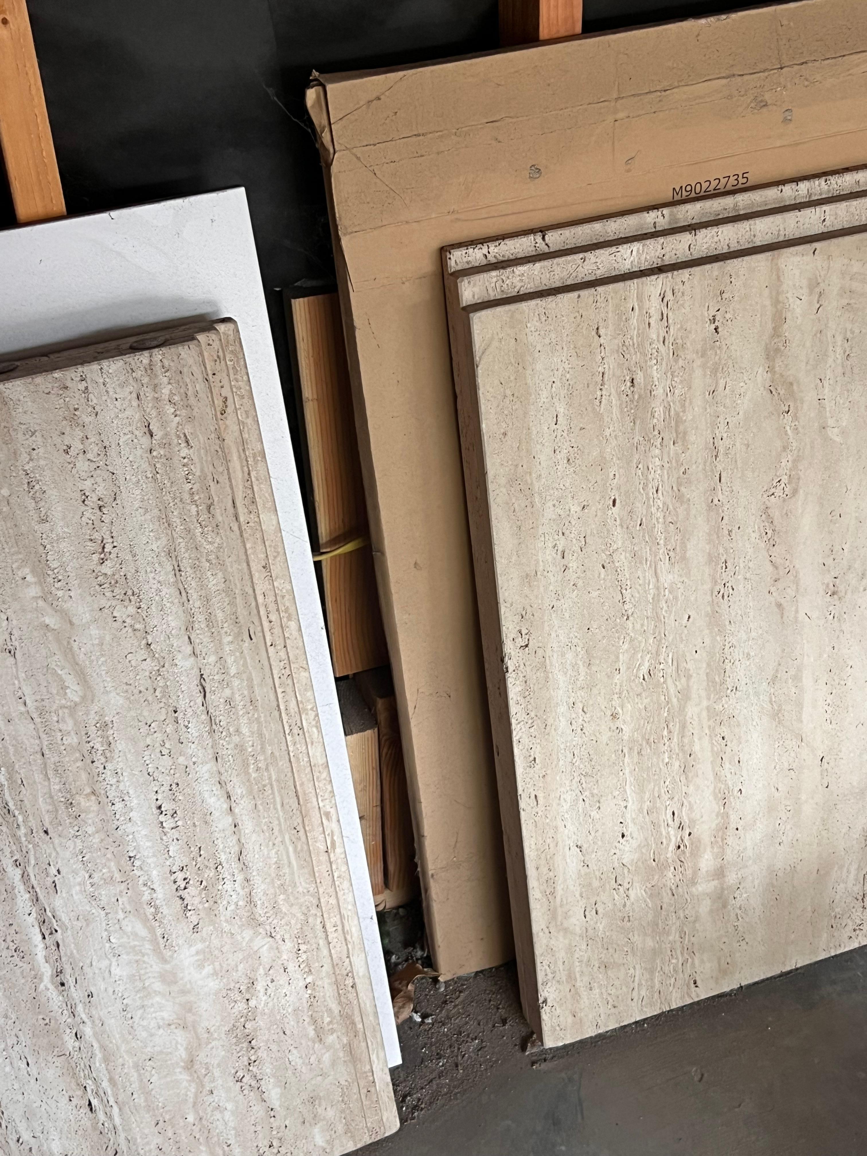 Post-Modern A pair of Carlo Scarpa style vintage Italian travertine slabs, 20th century For Sale