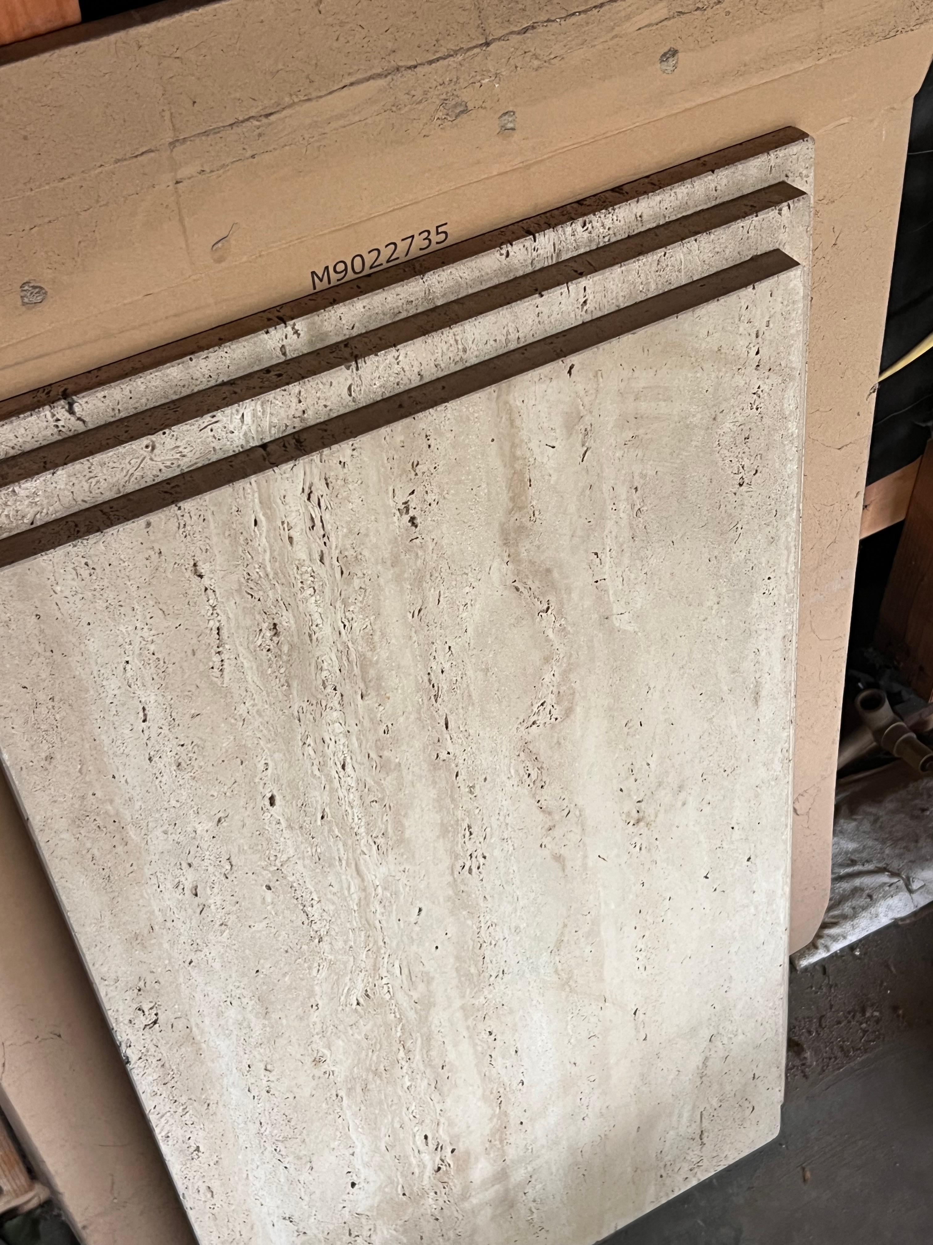 A pair of Carlo Scarpa style vintage Italian travertine slabs, 20th century For Sale 1