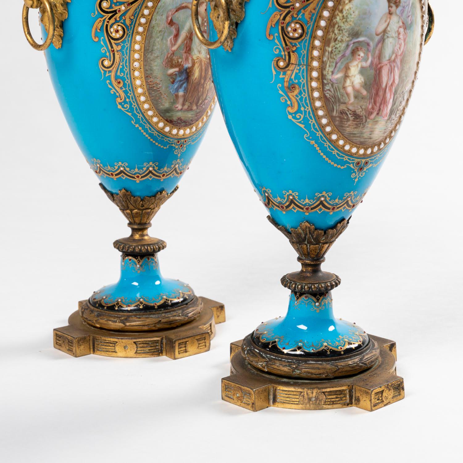 Paire de cassolettes formant des chandeliers, période Napoléon III. en vente 5