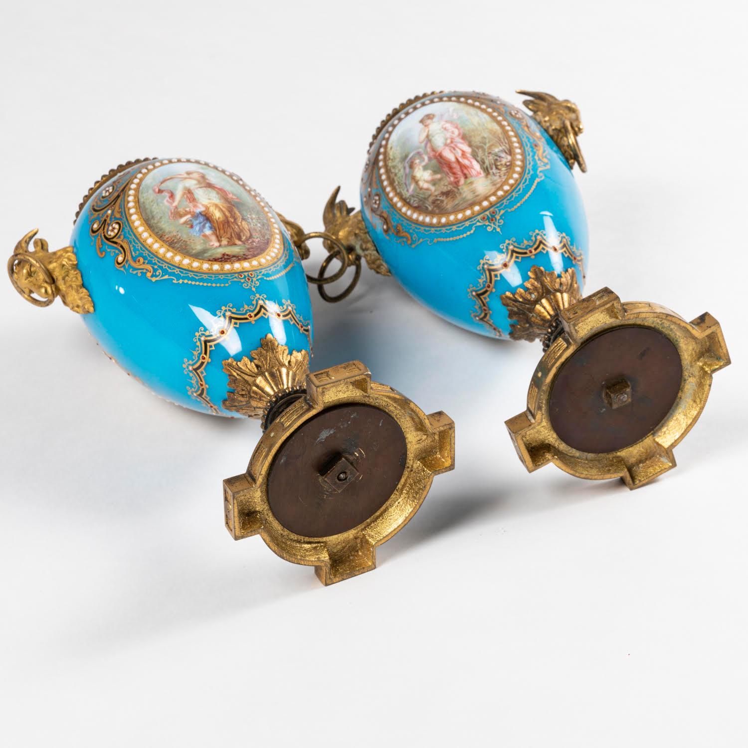 XIXe siècle Paire de cassolettes formant des chandeliers, période Napoléon III. en vente