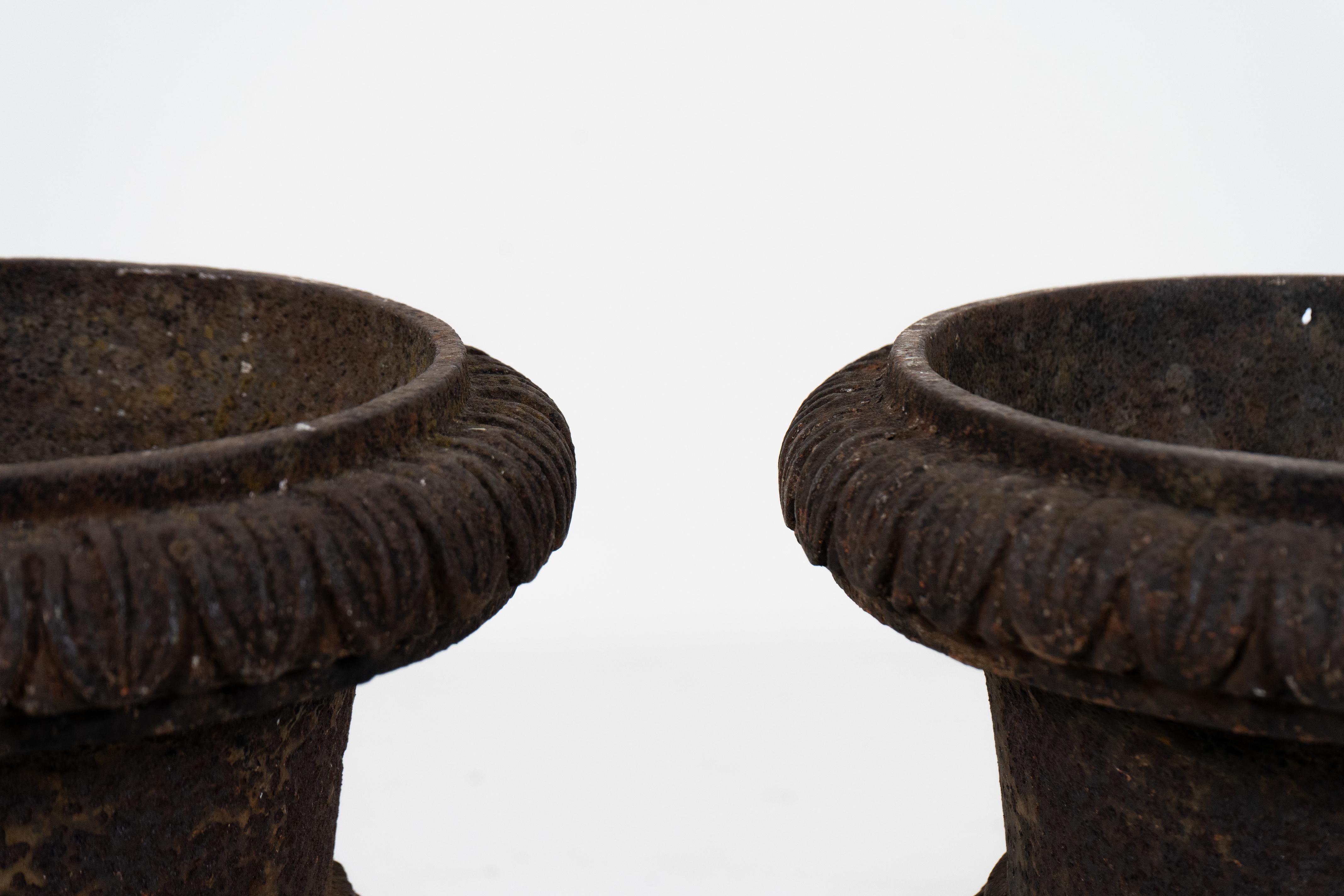 A Pair of Cast Iron French Garden Urns, c.1900 For Sale 1