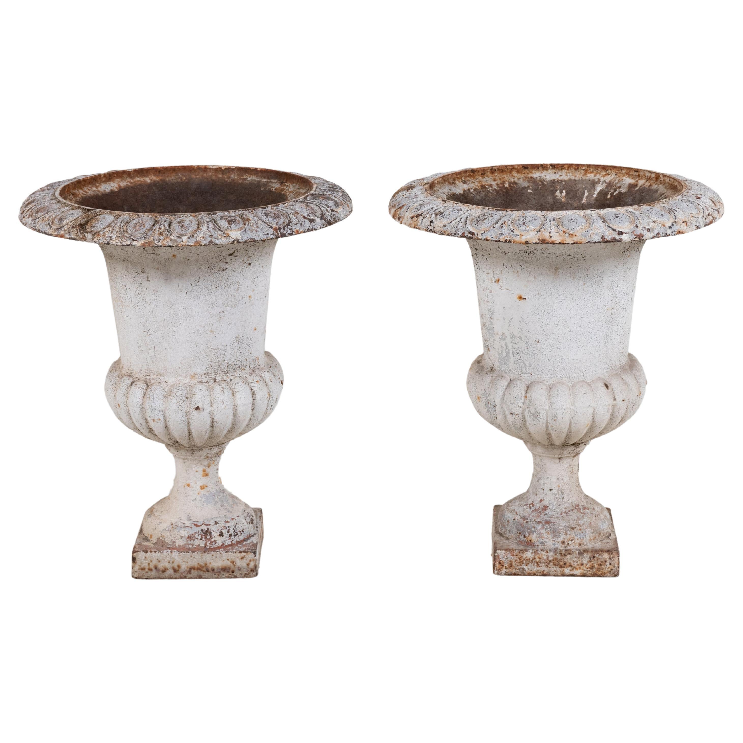 A Pair of Cast Iron Urns with White Patina, France c.1900 For Sale