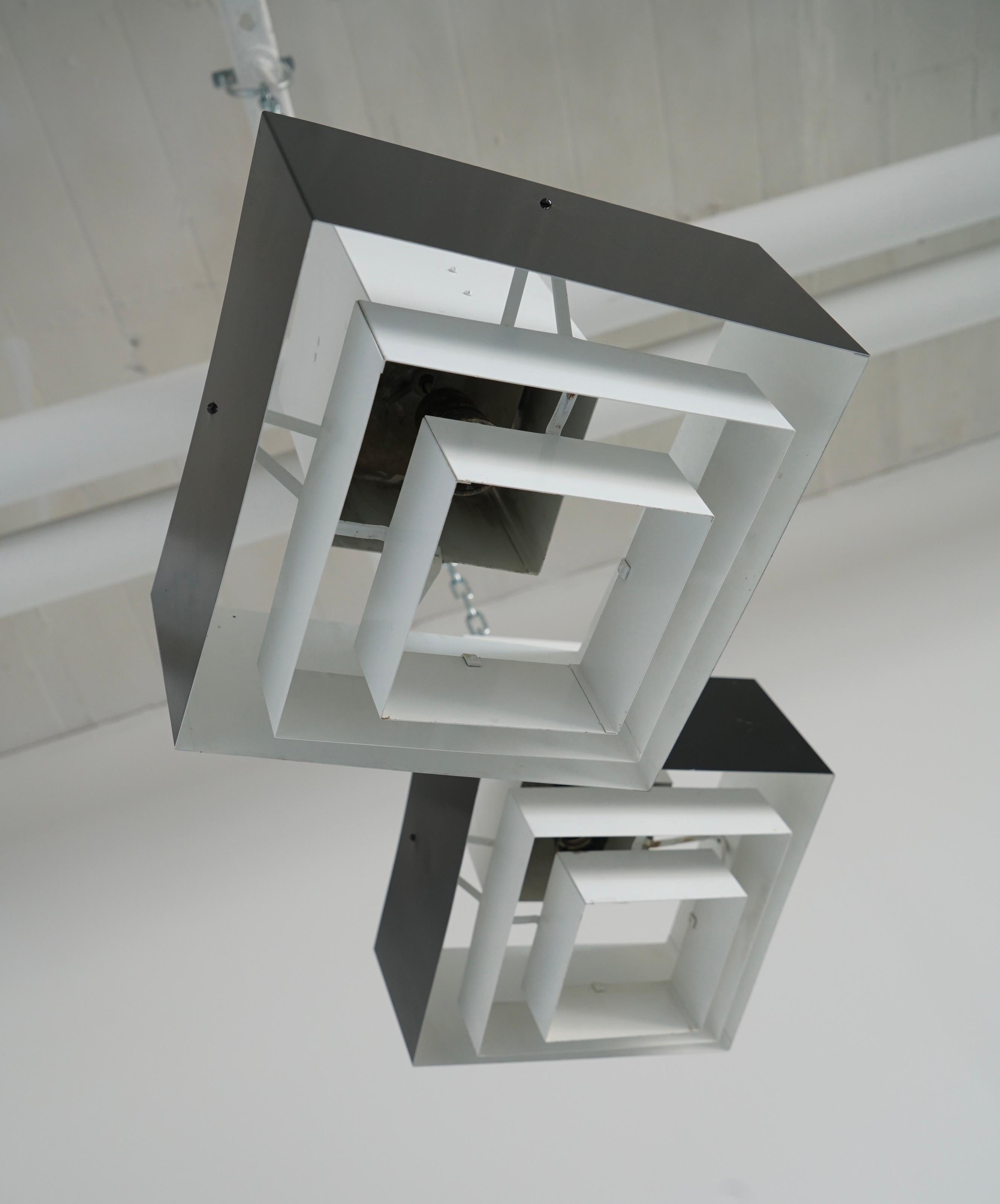 Una coppia di lampade da soffitto di Hans-Agne Jakobsson In condizioni buone in vendita a Long Island City, NY