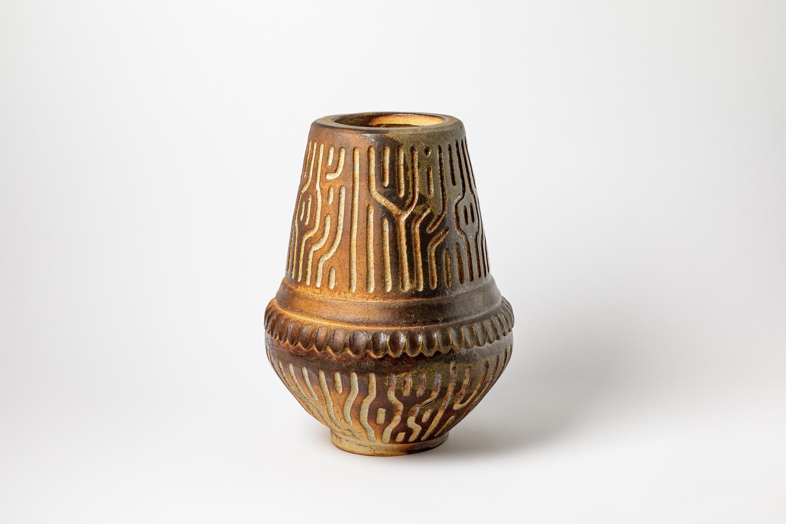Ein Paar Keramikvasen von Guieba, mit geometrischem Dekor, 2022 (21. Jahrhundert und zeitgenössisch) im Angebot