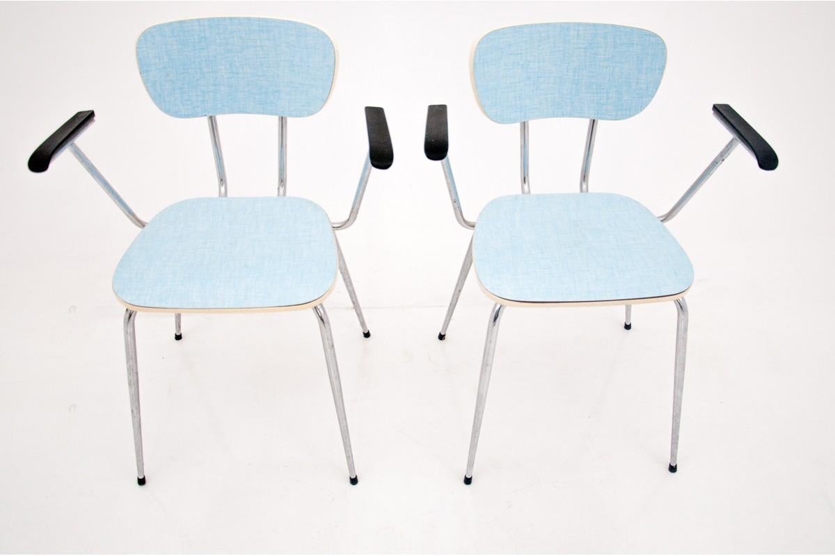Mid-Century Modern A pair of chairs with armrests, Poland, 1970s For Sale