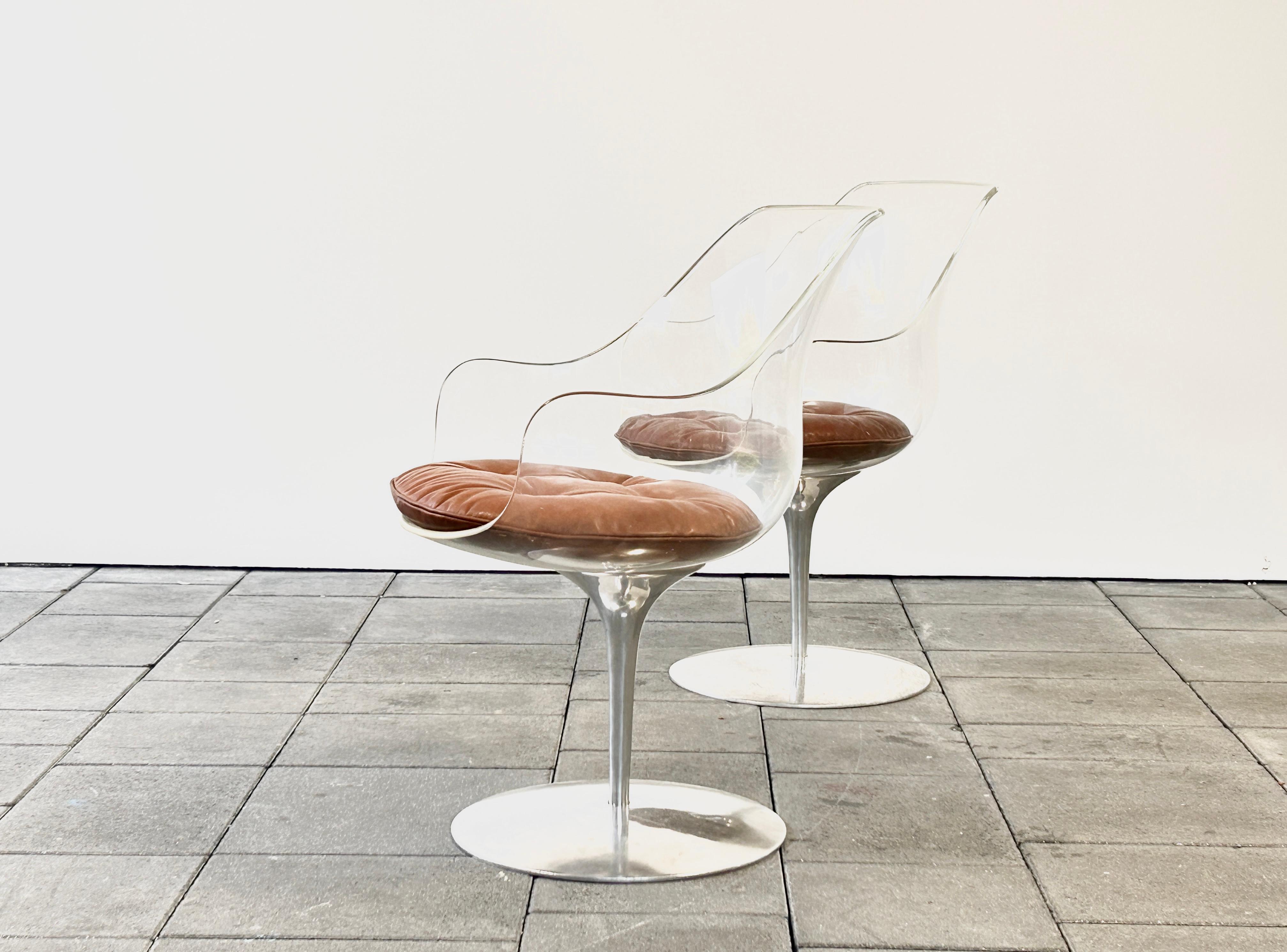 Mid-Century Modern A pair of Champagner chairs by Estelle & Ervine Laverne for Formes Nouvelles