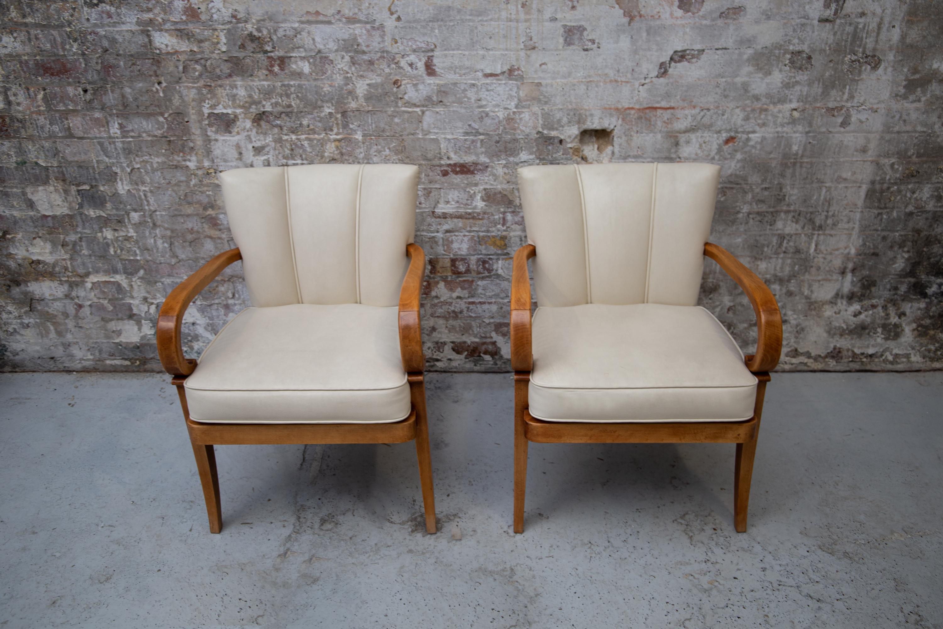 A Pair of Cherrywood Armchairs attributed to Etienne-Henri Martin, circa 1937 For Sale 4