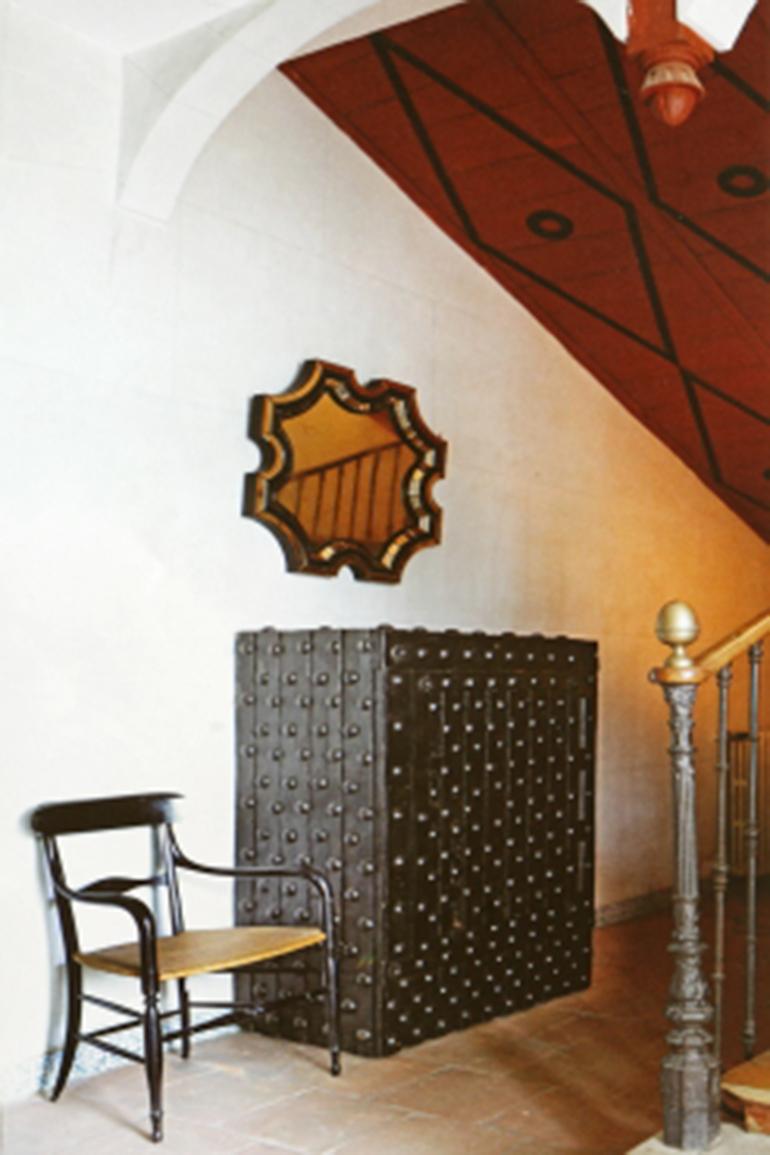Wood Pair of Chiavari Italian 19th Century Ebonaised Armchairs For Sale