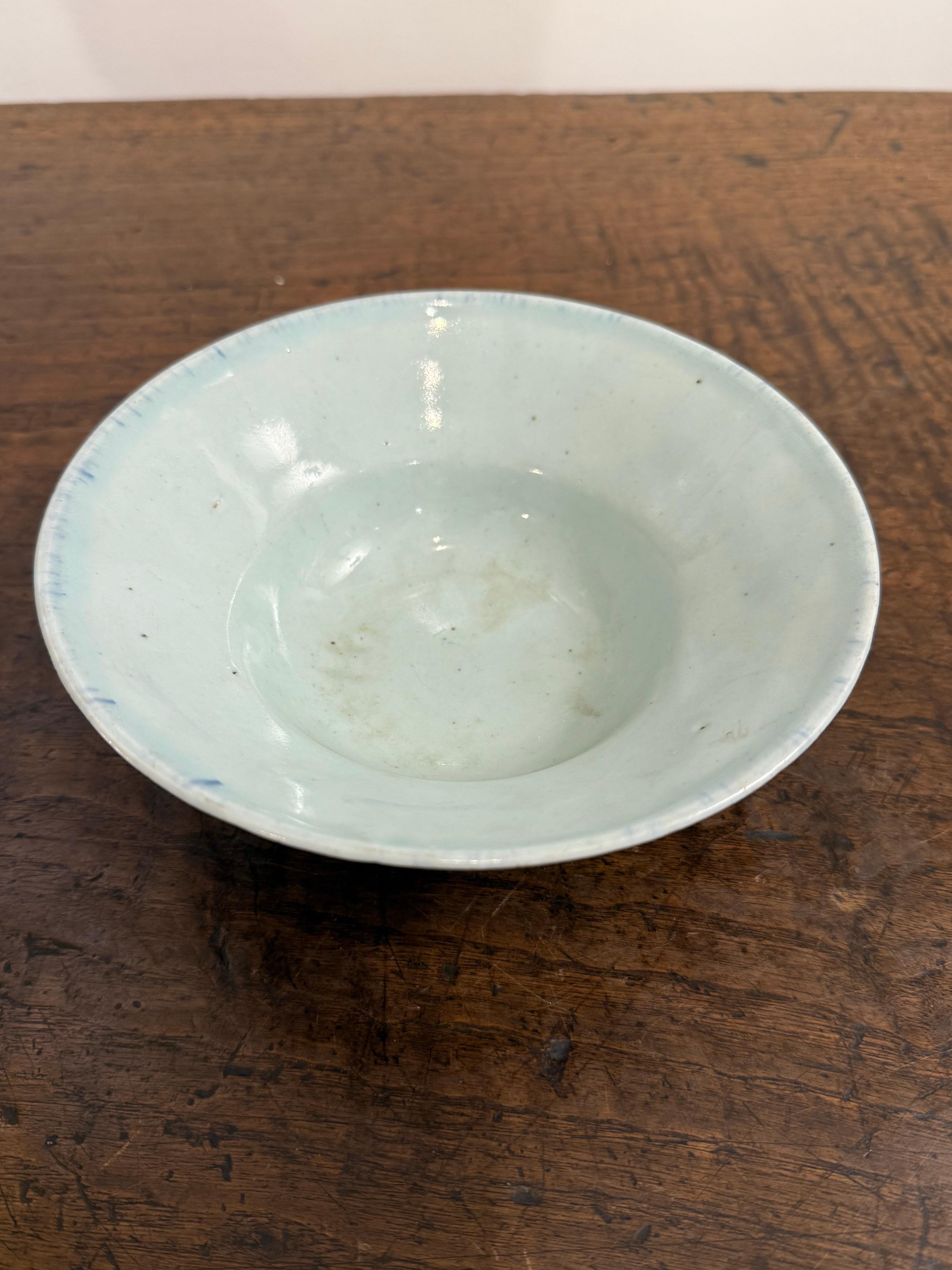 Paire de bols en céramique chinoise à glaçure bleue, 19e siècle en vente 2
