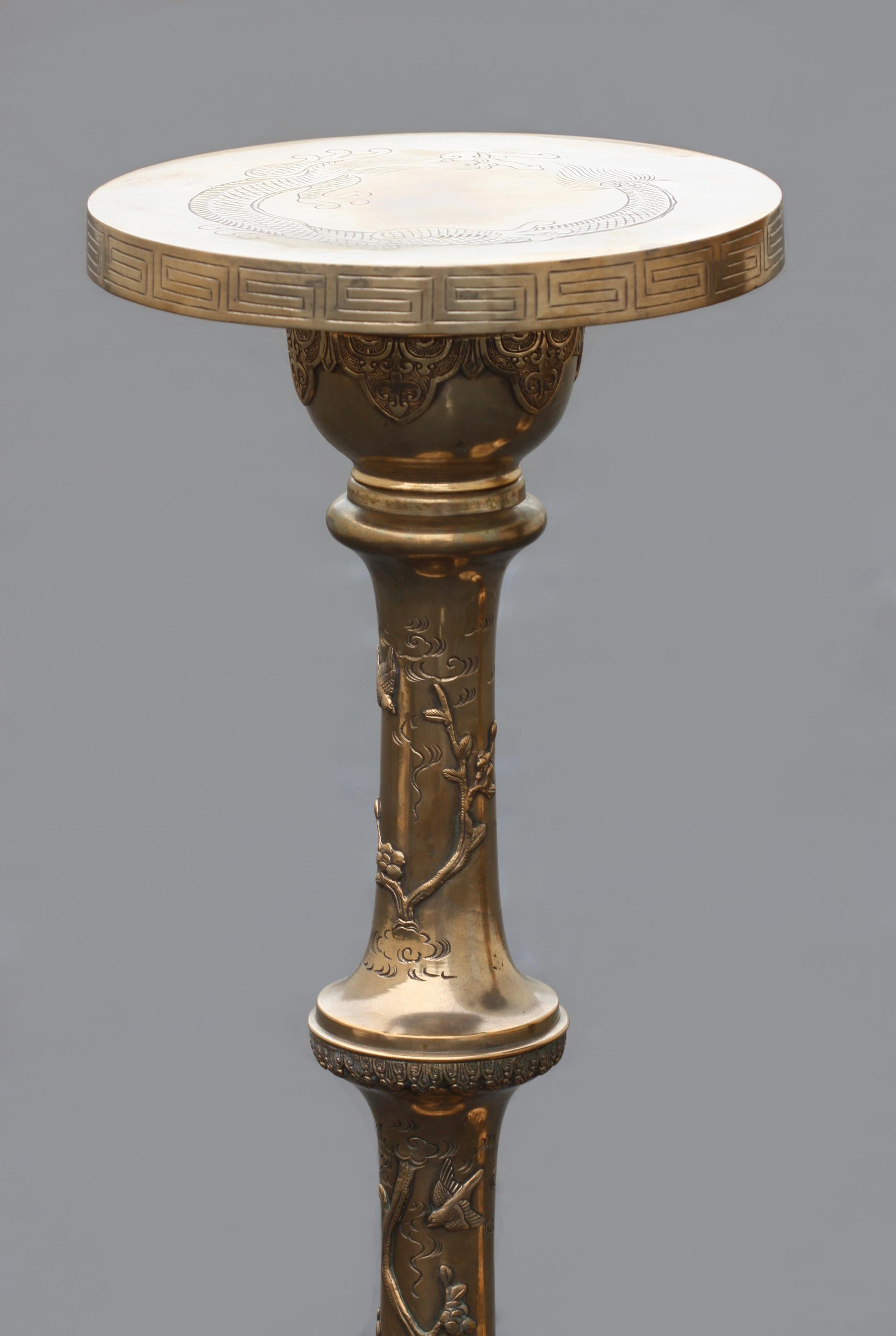 Pair of Chinese Brass Pedestal Stands In Good Condition For Sale In West Palm Beach, FL