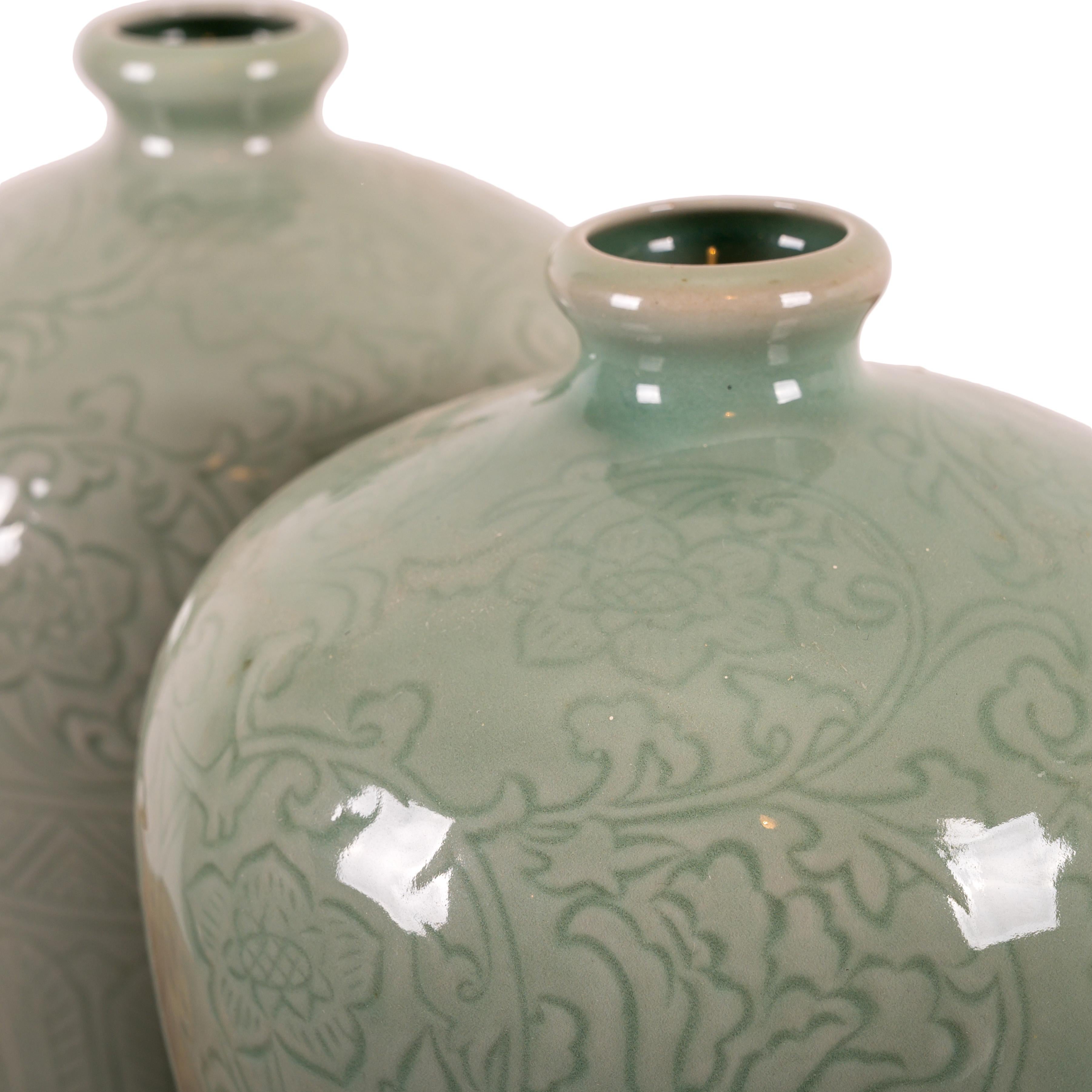 A Pair of Chinese Celadon Vases In Good Condition For Sale In Savannah, GA