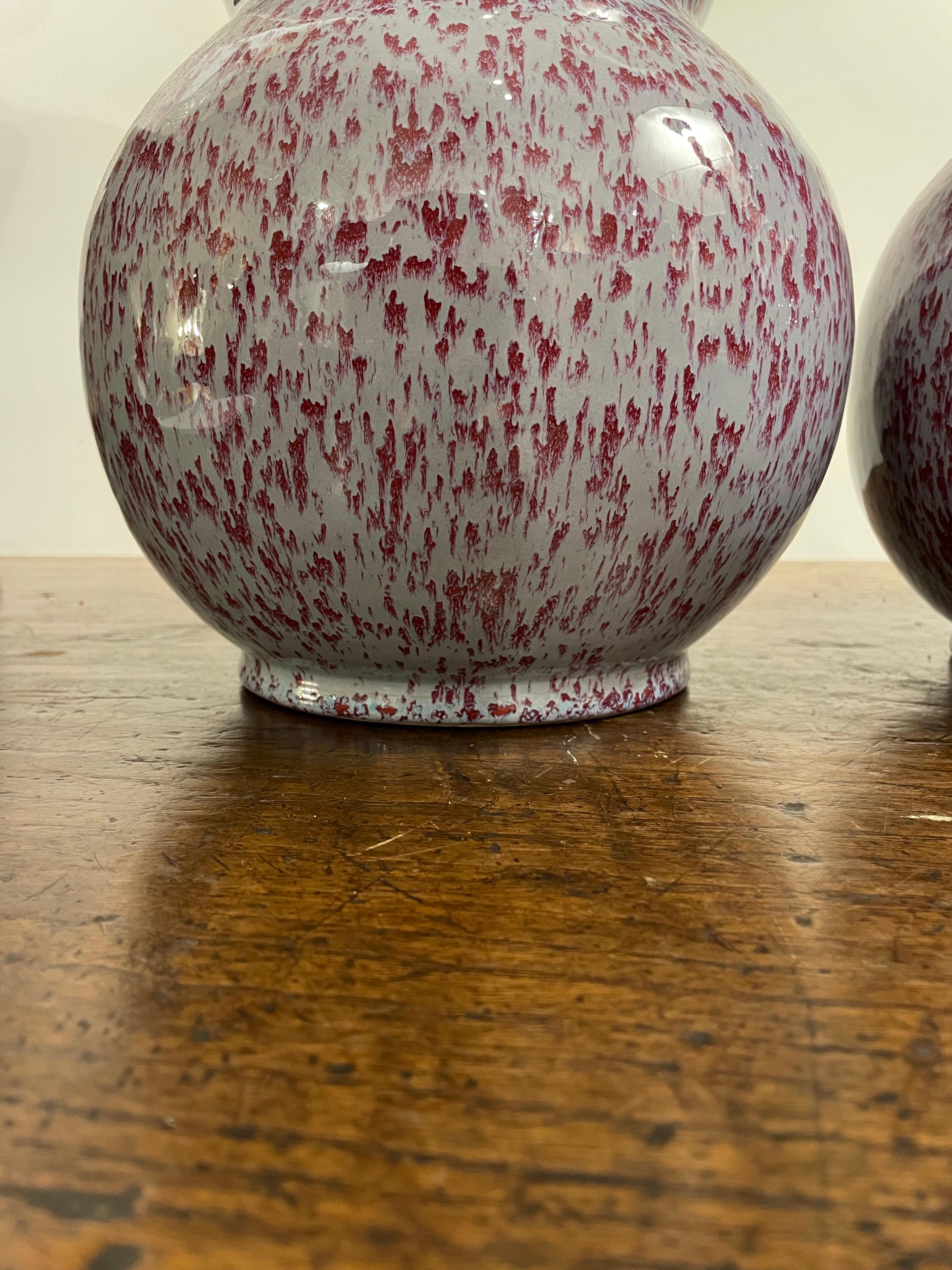 Porcelaine Paire de vases chinois à double bougie, fin du 20e siècle en vente