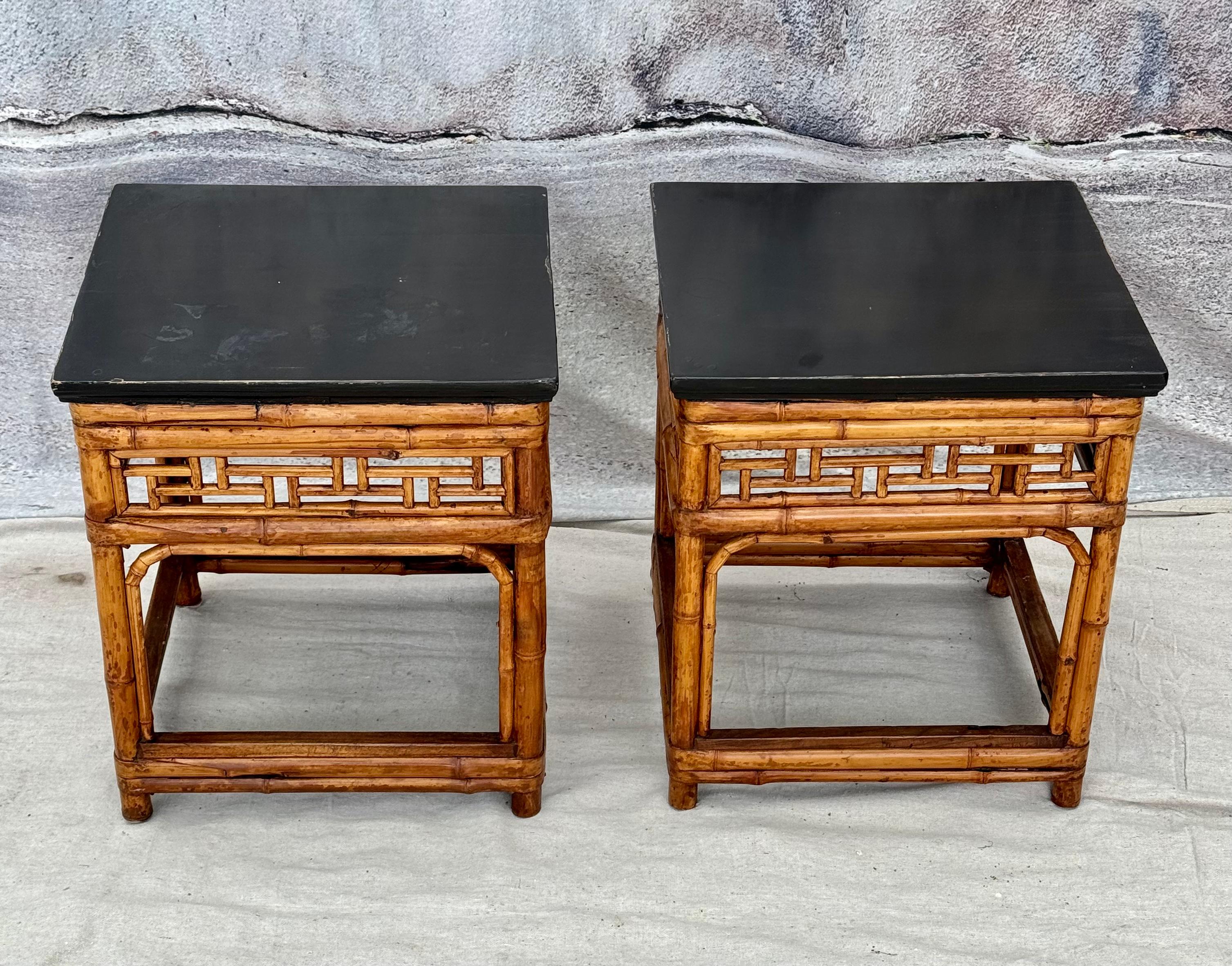 A Pair of Chinese Export Ebonized Top Bamboo Side Tables  In Good Condition For Sale In Bradenton, FL