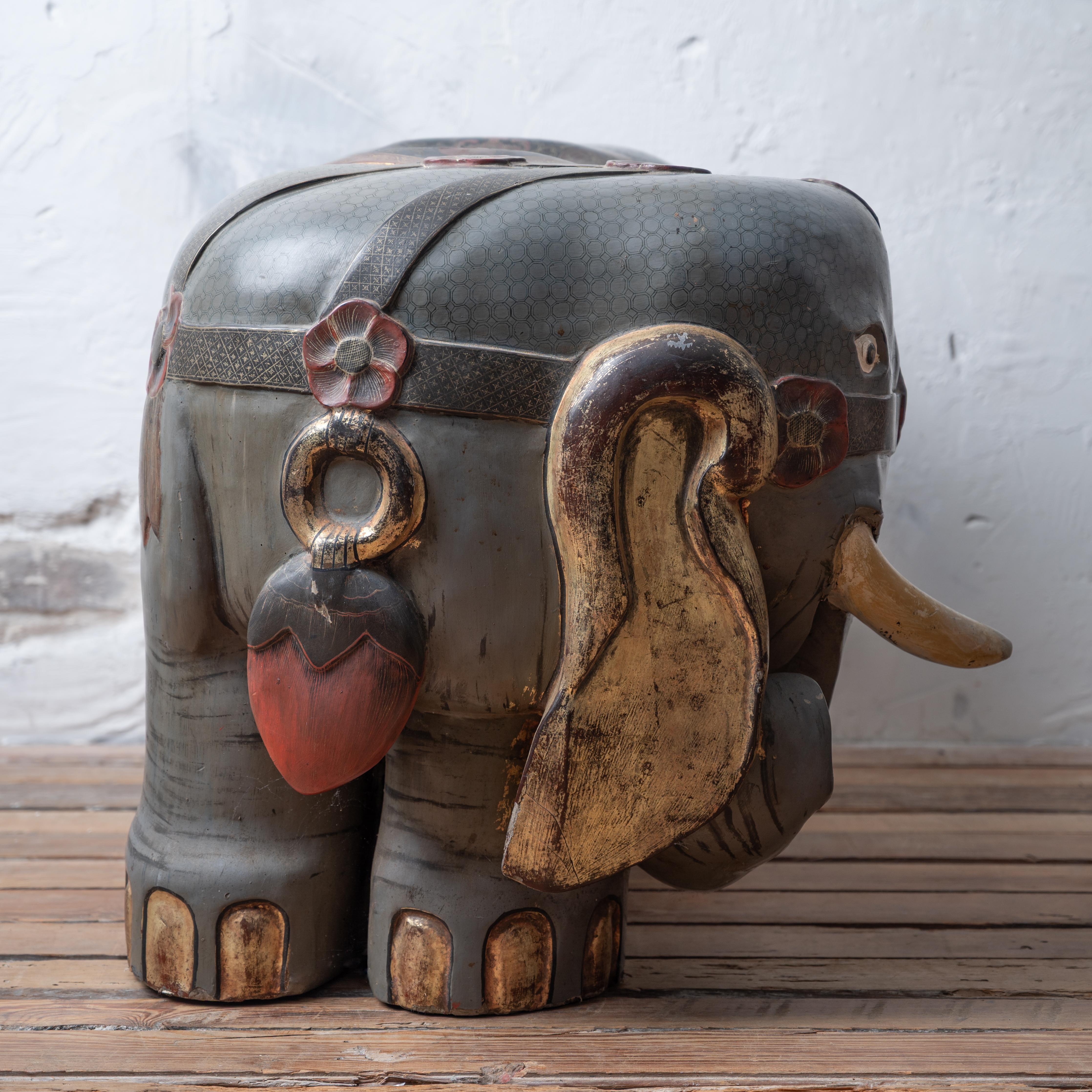 A Pair of Chinese Export Elephant Garden Stools For Sale 6