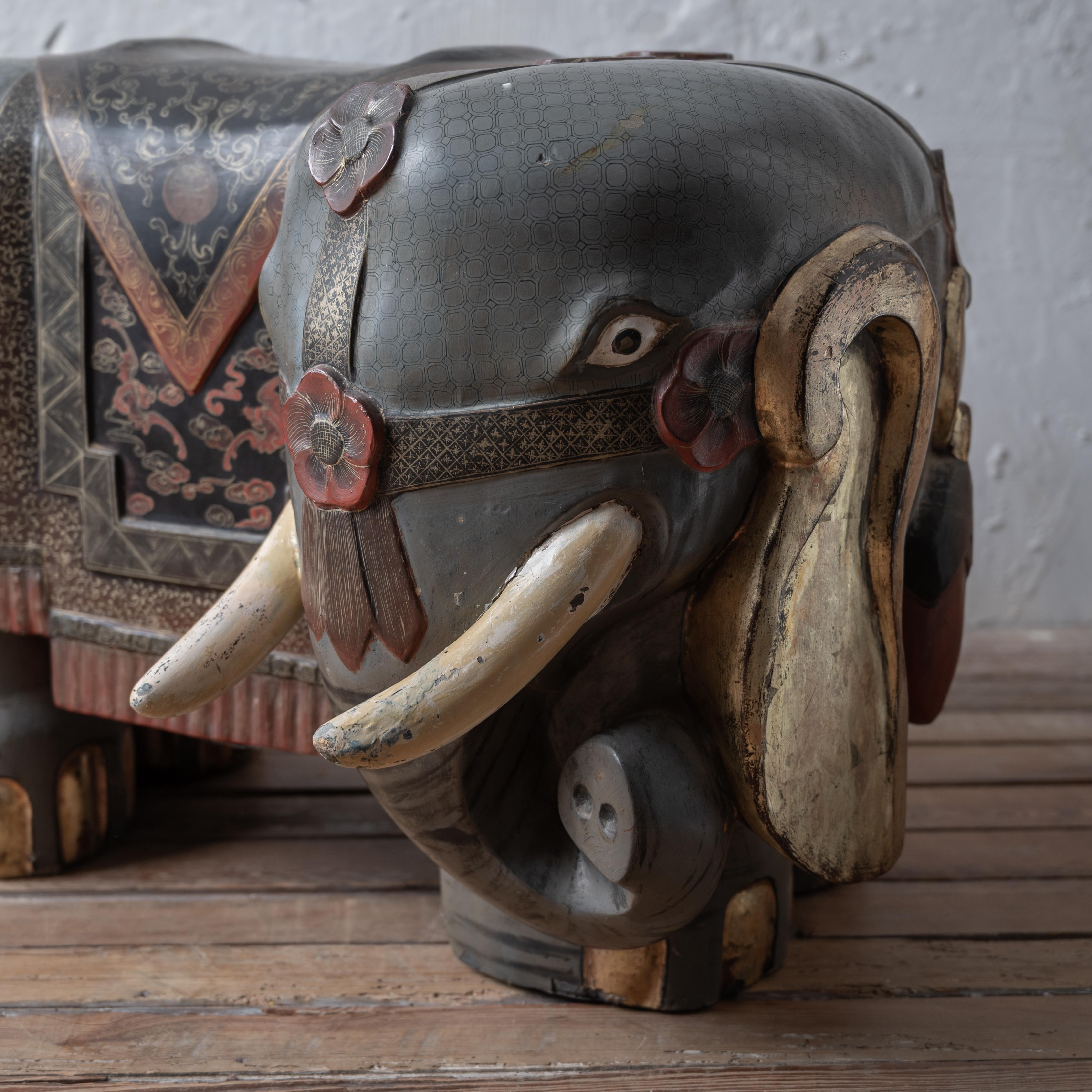 A Pair of Chinese Export Elephant Garden Stools For Sale 3