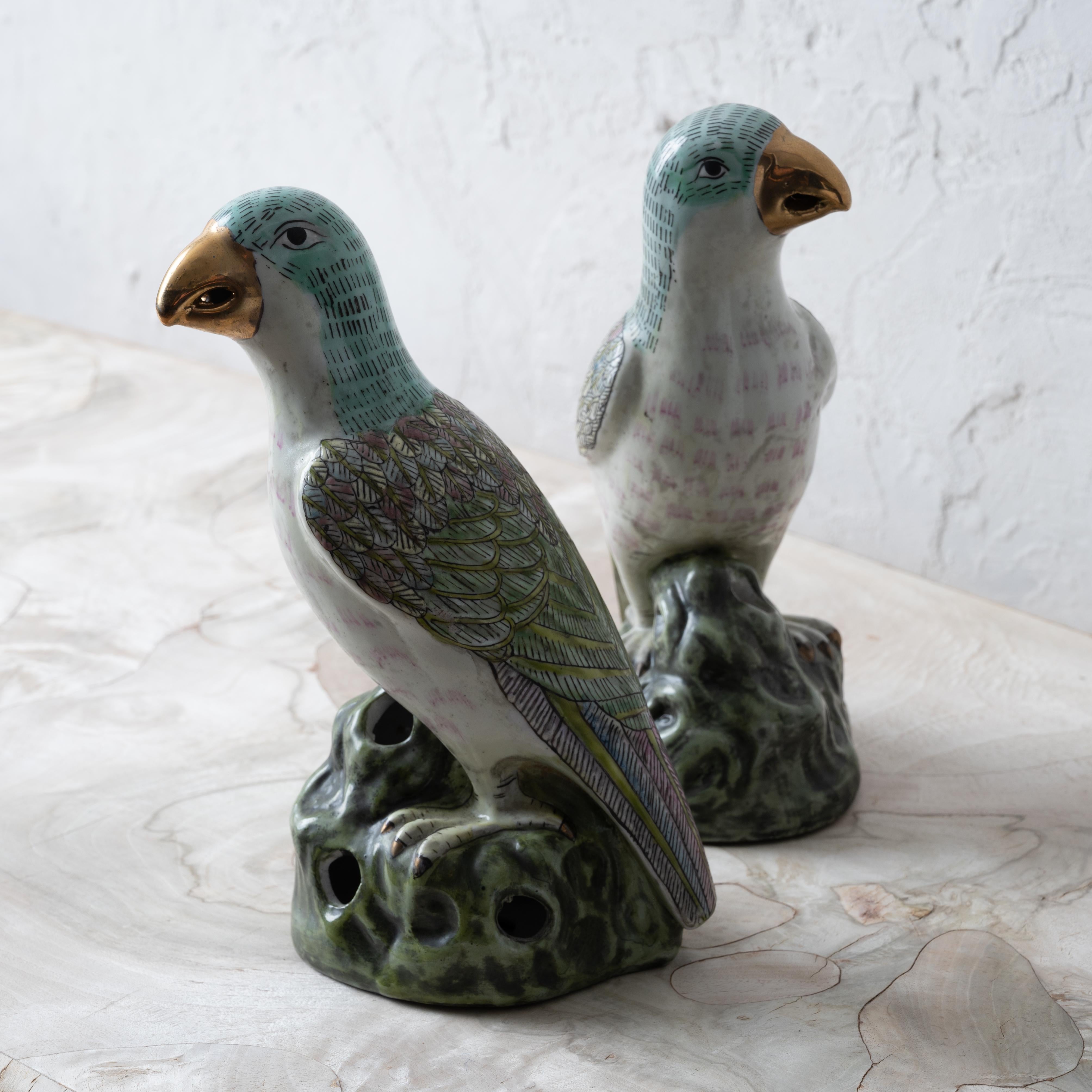 Other A Pair of Chinese Export Porcelain Parrots