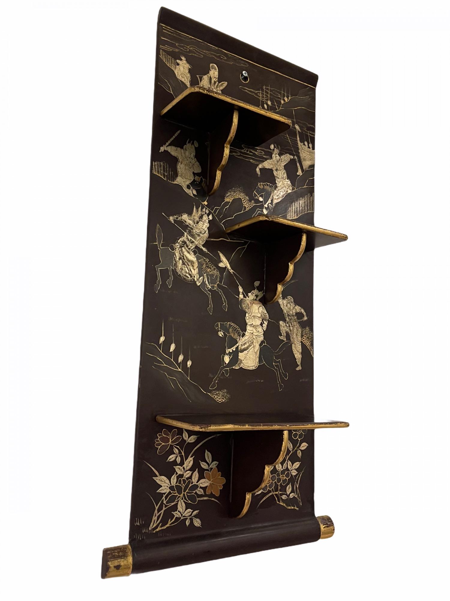 19 c Pair Chinese Hand Painted Black Gold and Silver Lacquered Fold Up Wall Shel For Sale 3