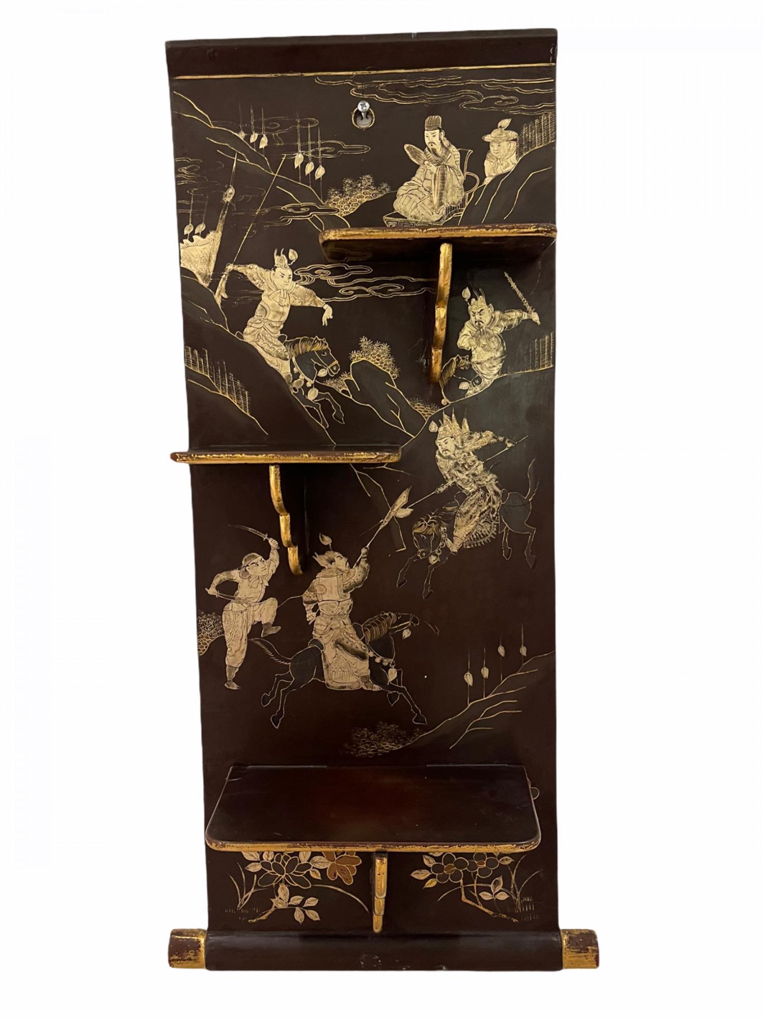 19 c Pair Chinese Hand Painted Black Gold and Silver Lacquered Fold Up Wall Shel For Sale 5