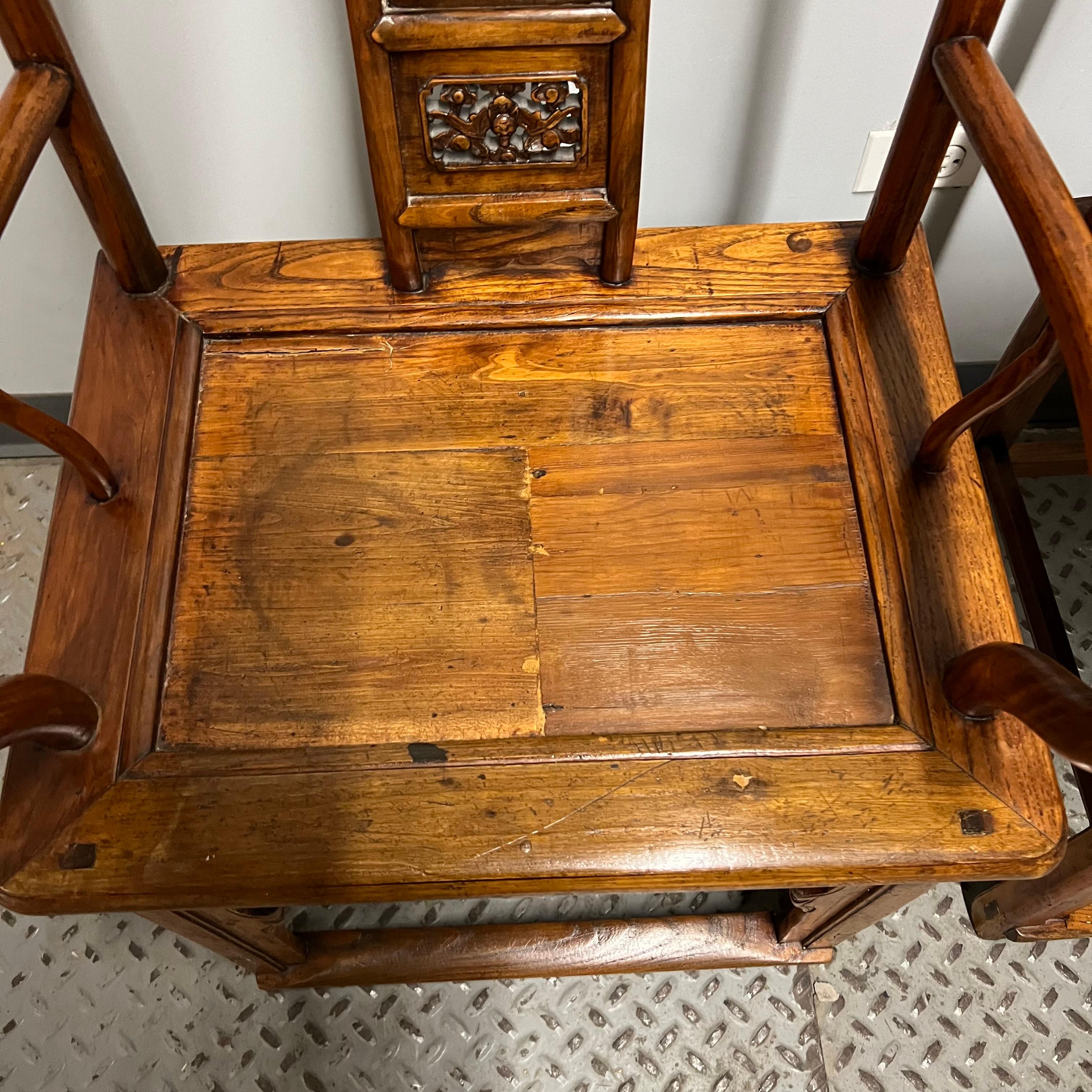 A Pair of Chinese Huanghuali Official's Chairs In Good Condition For Sale In Chicago, IL