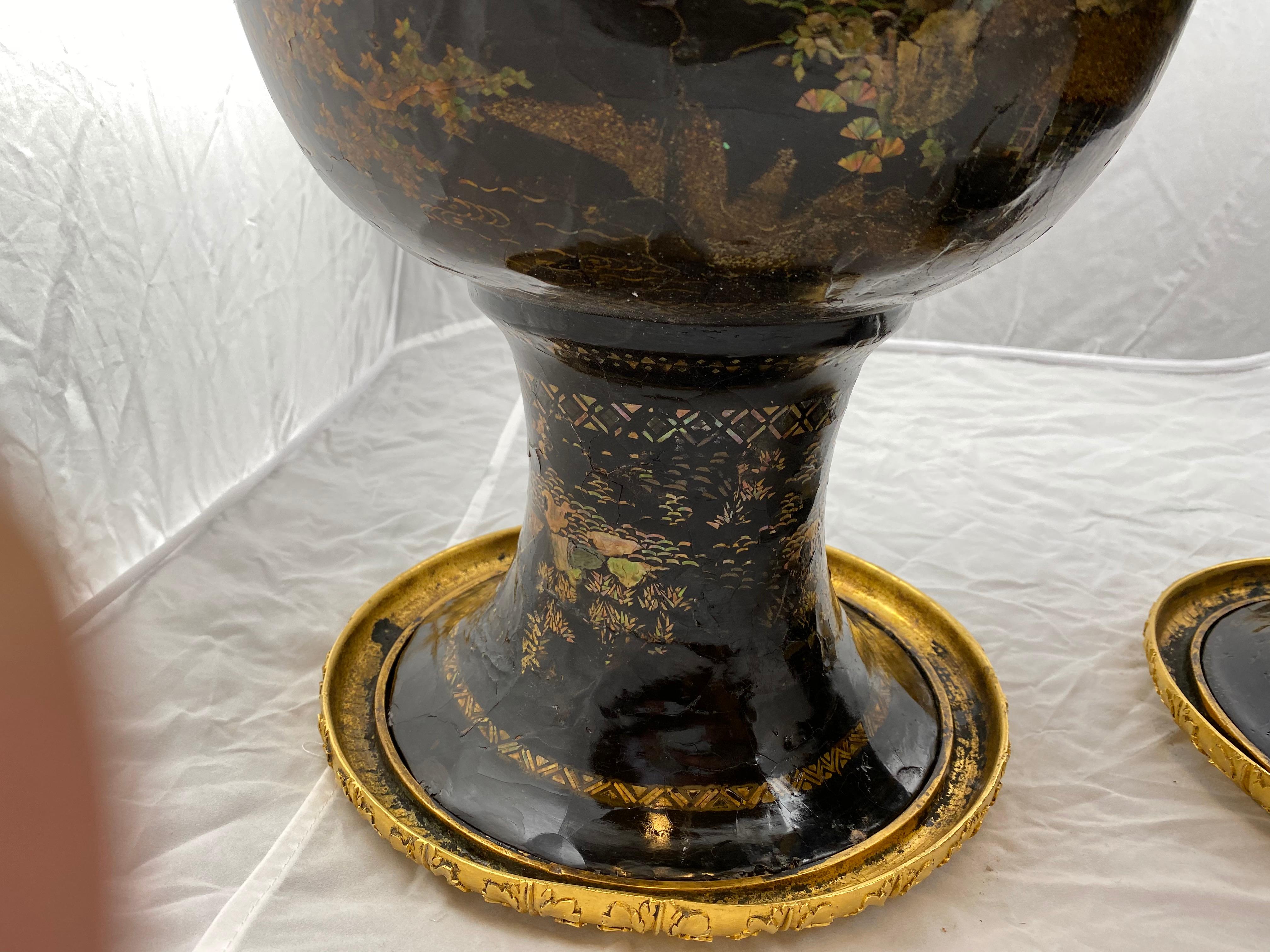Pair of Chinese Lacquer Urns Mounted with Gilt Bronzes, 19th Century 4