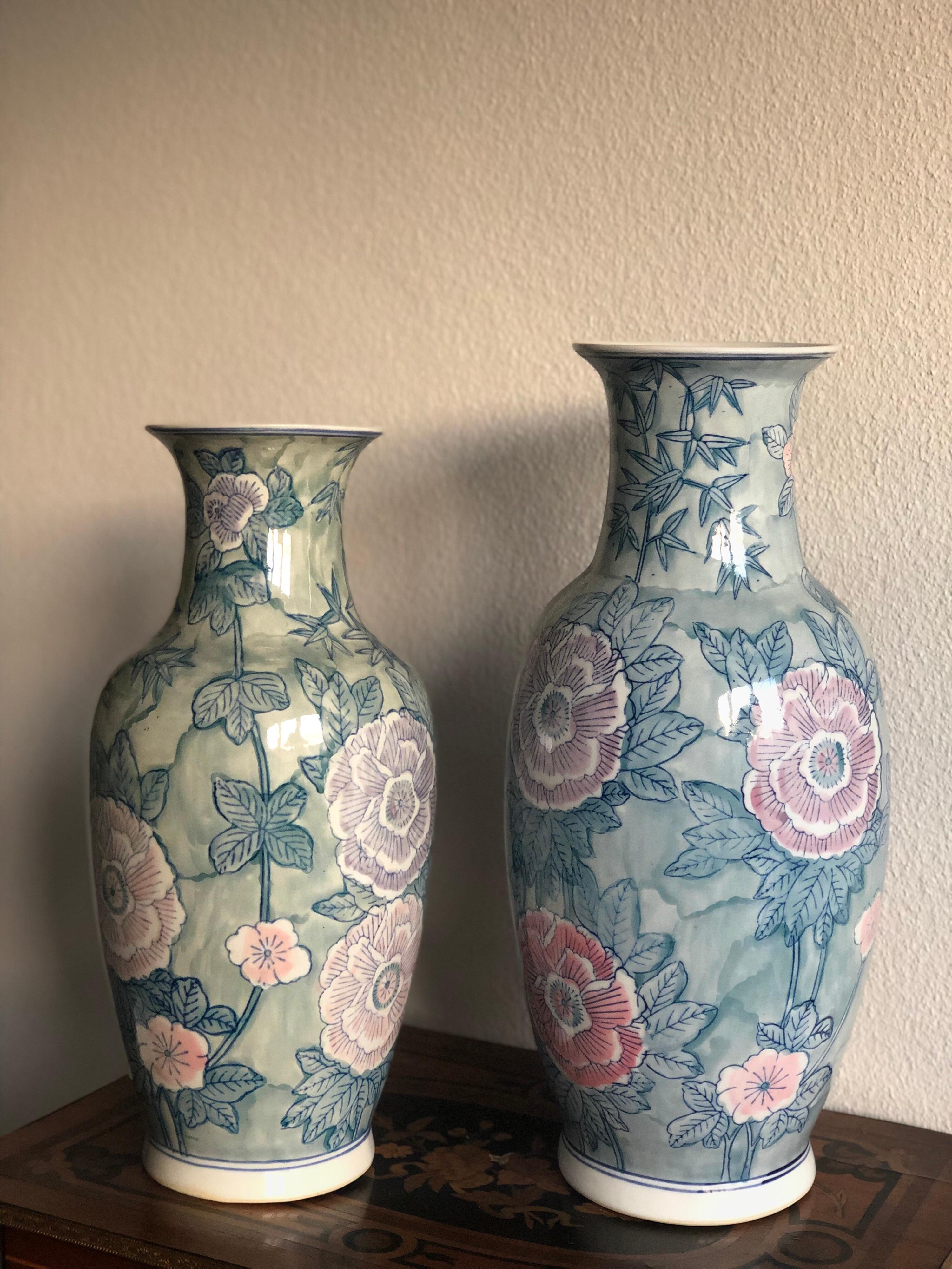 20th Century Pair of Chinese Large Flower Vases ON SALE 