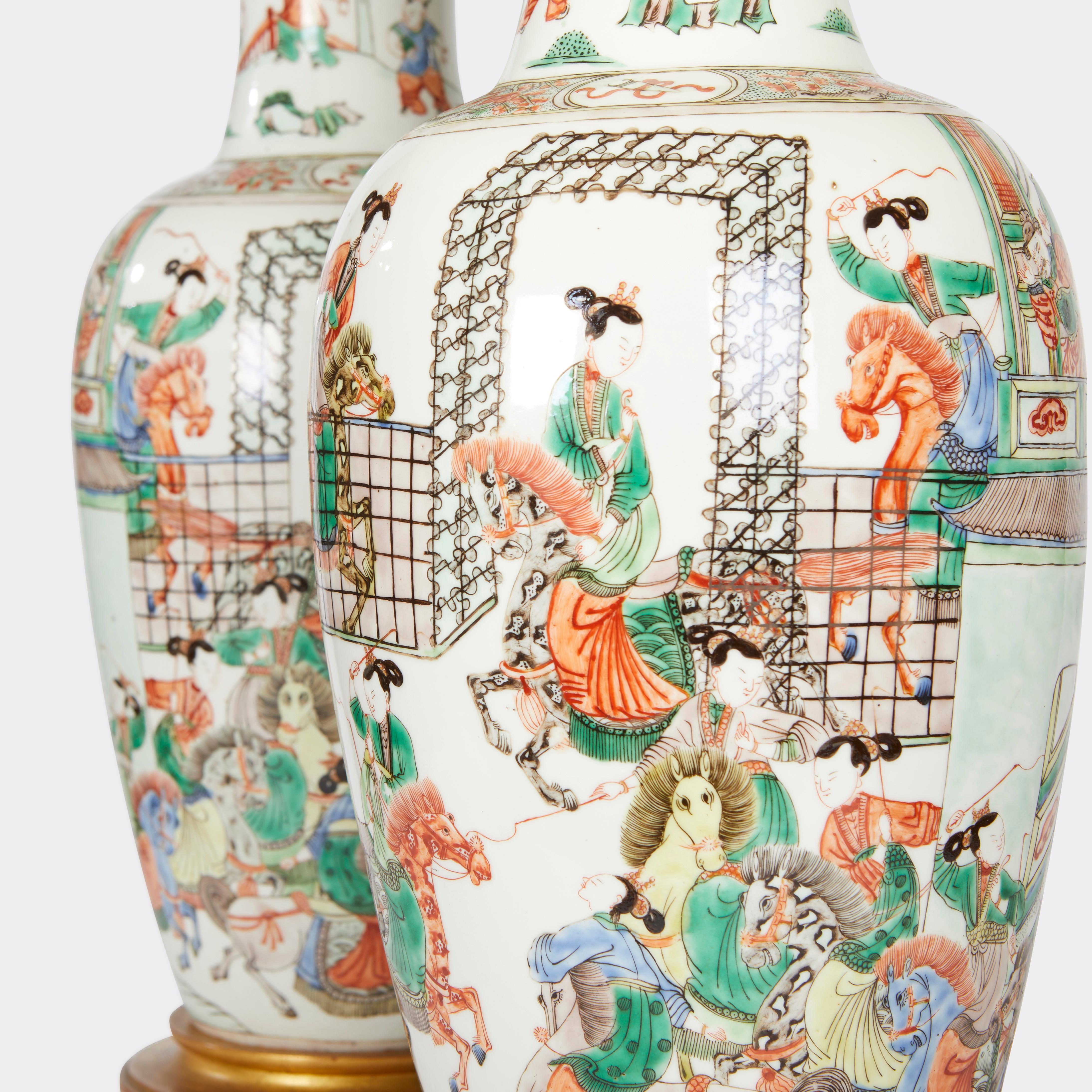 Pair of Chinese Polychrome Porcelain Lamp 2