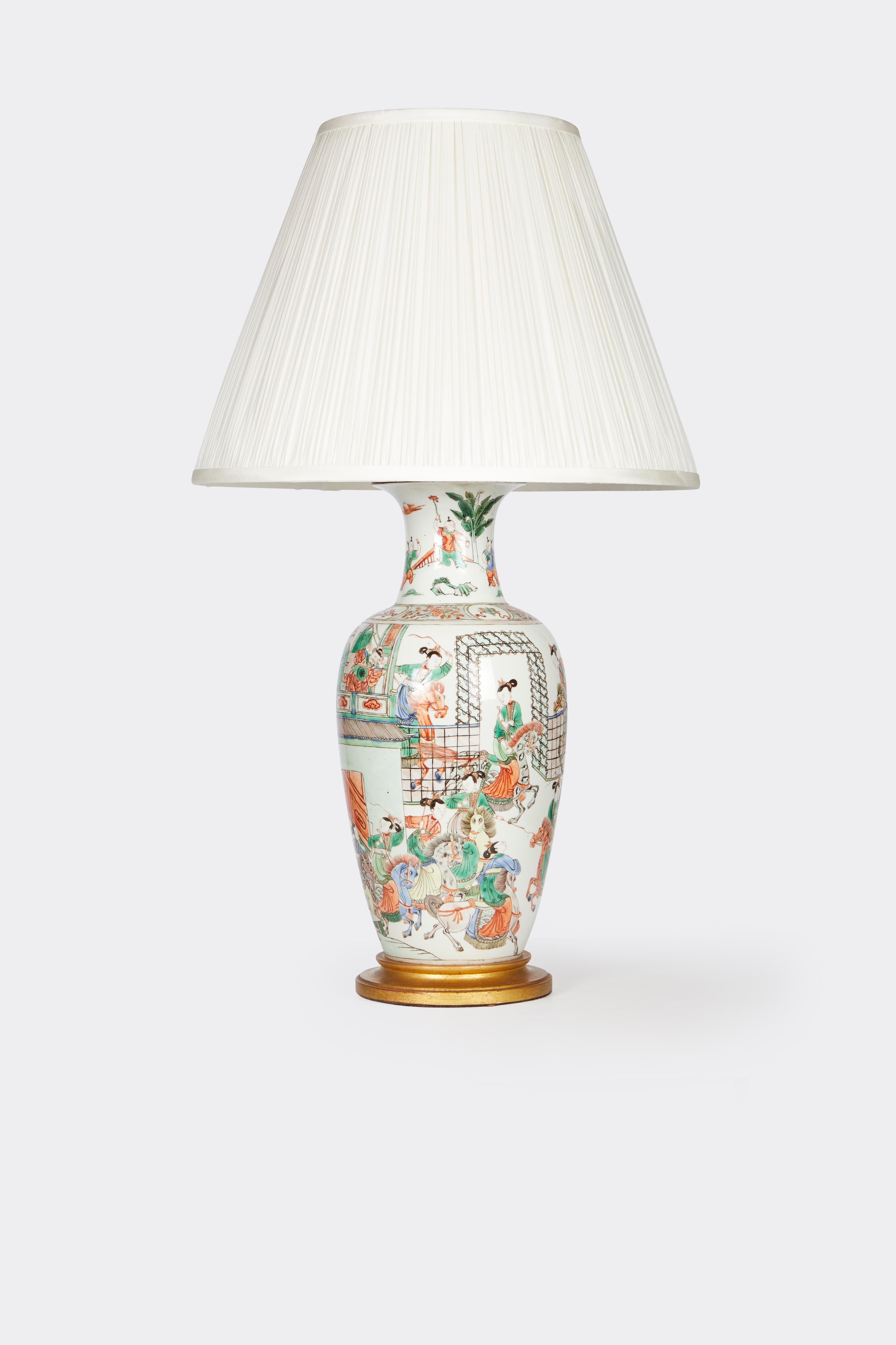 Pair of Chinese Polychrome Porcelain Lamp 3