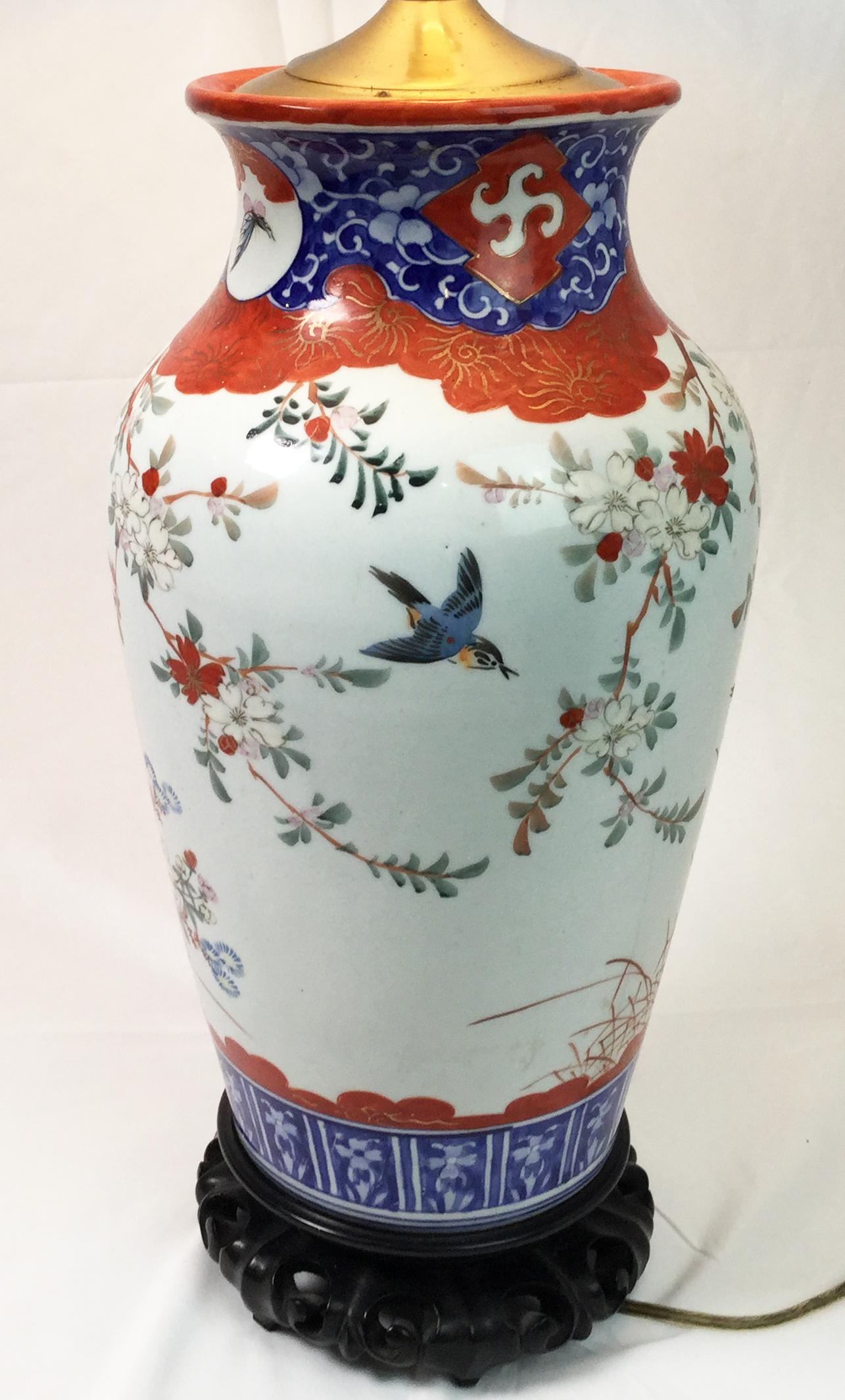 Chinese Export Pair of Chinese Porcelain Lamps