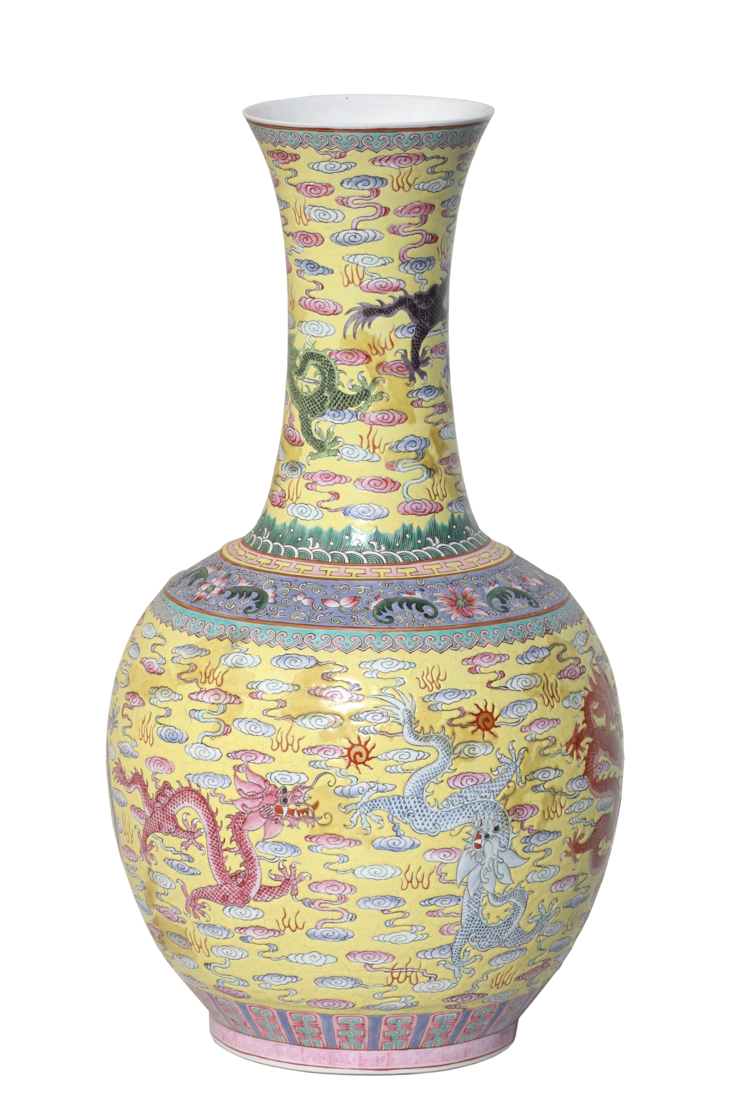 Pair of Chinese Qing Style Famille Jaune Porcelain Vases In Good Condition For Sale In West Palm Beach, FL