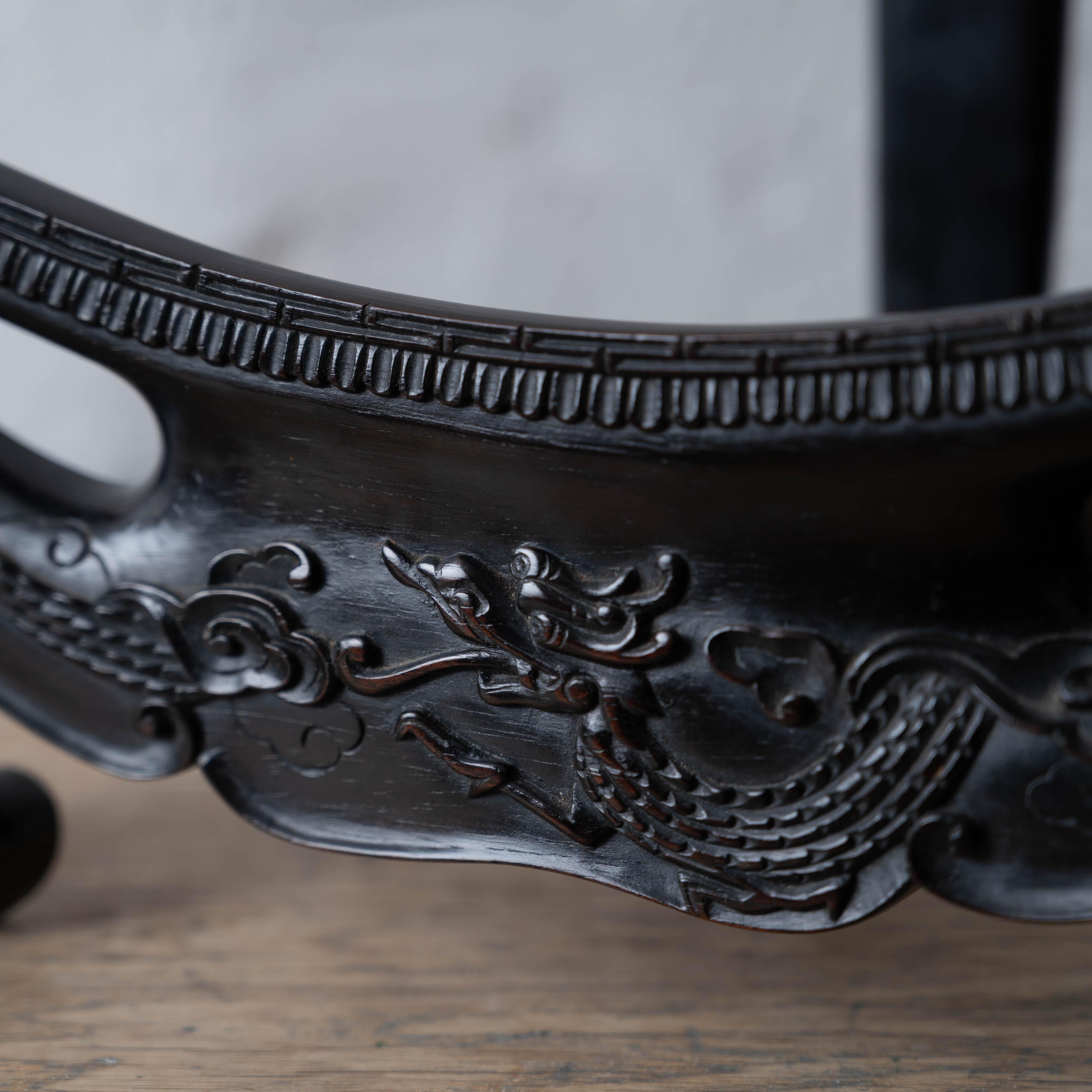 Pareja de percheros chinos Zitan, Siglo XIX en venta 6