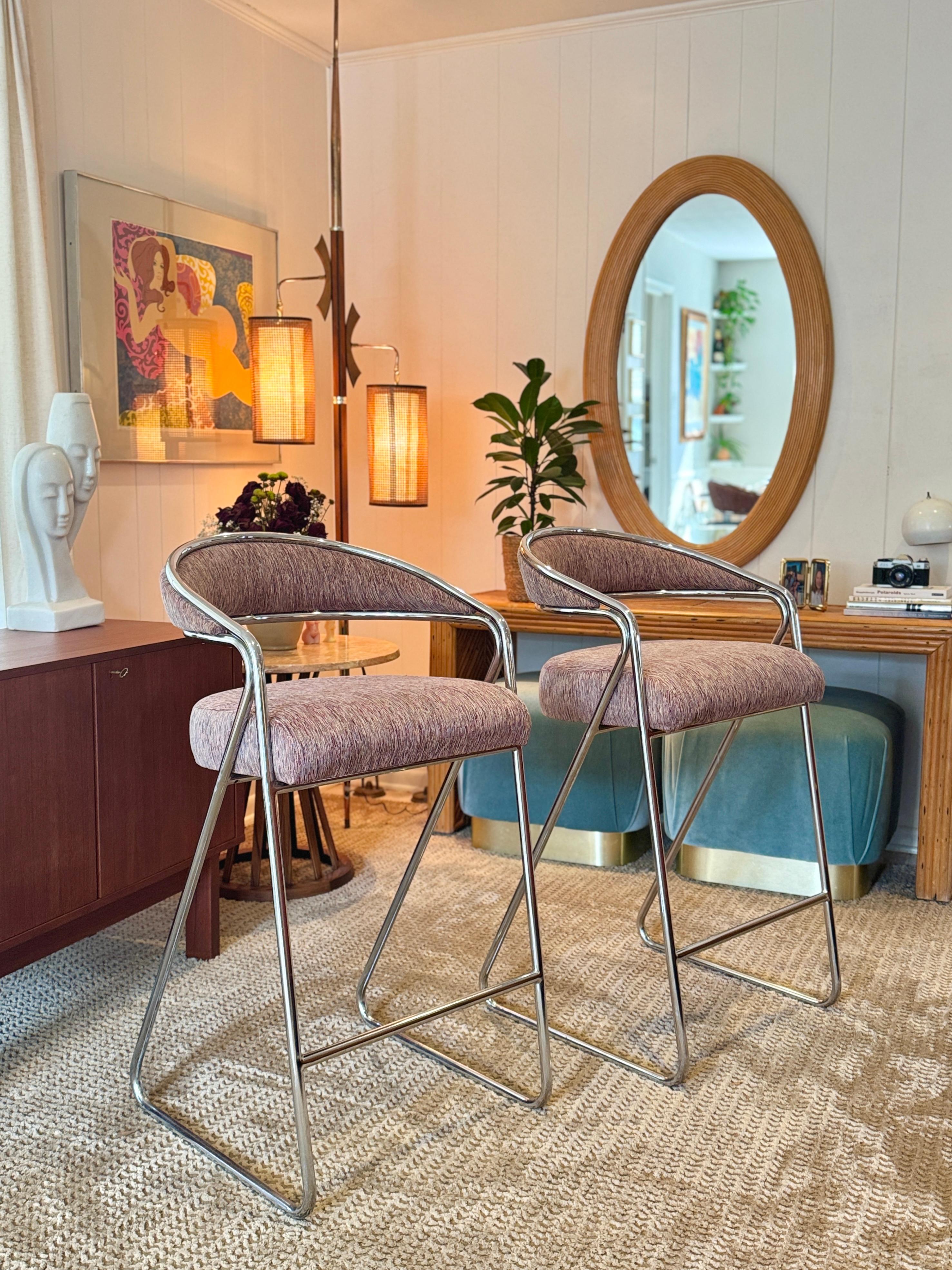 Unknown A pair of chrome bar stools attributed to Milo Baughman, circa 1970s. For Sale
