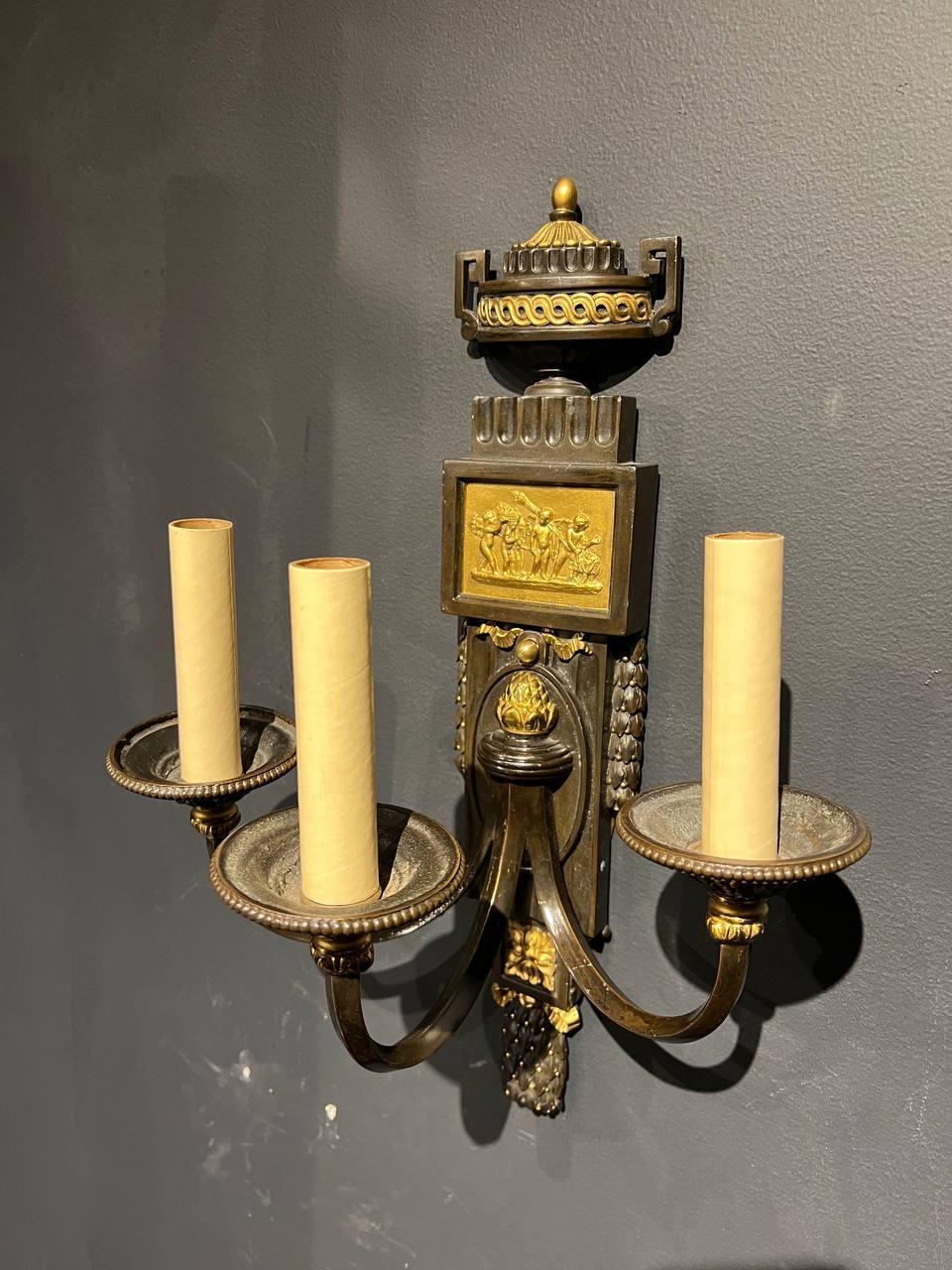 1920's Gilt and Brown Patinated Bronze Sconces with 3 Lights For Sale 1