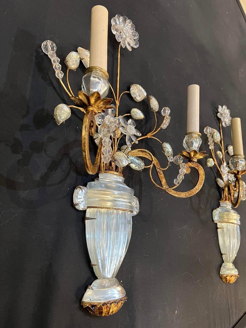 1930's French Bagues Vase with Flowers Sconces In Good Condition For Sale In New York, NY