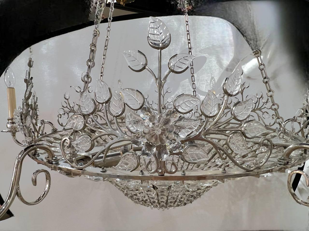 Mid-20th Century 1930's French Silver Plated Crystals Chandelier with 12 Lights For Sale