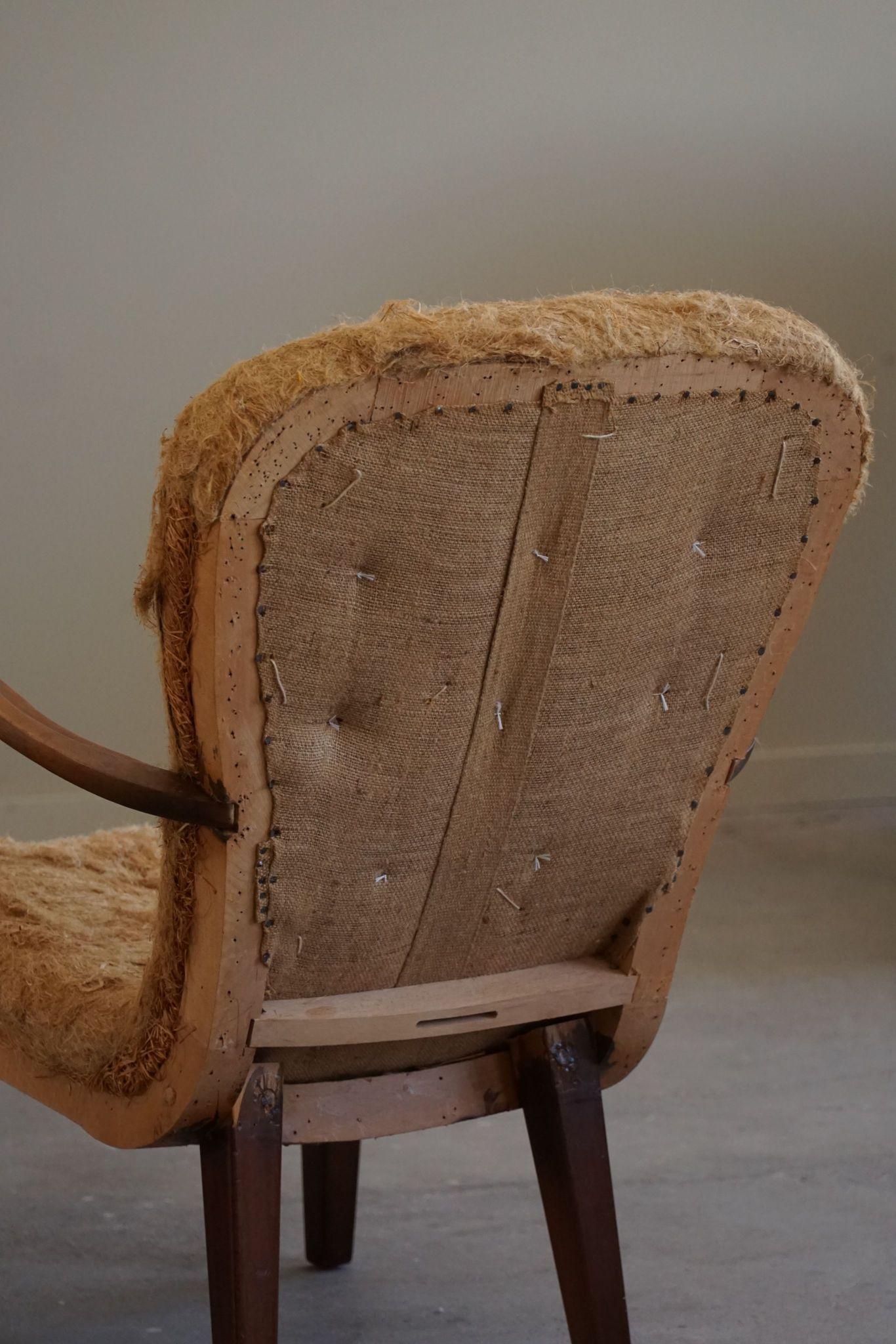 A Pair of Clam Lounge Chairs, Danish Mid Century Modern, Made in the 1950s 4