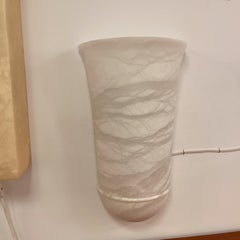 Ein Paar Classic Alabaster Wandleuchter