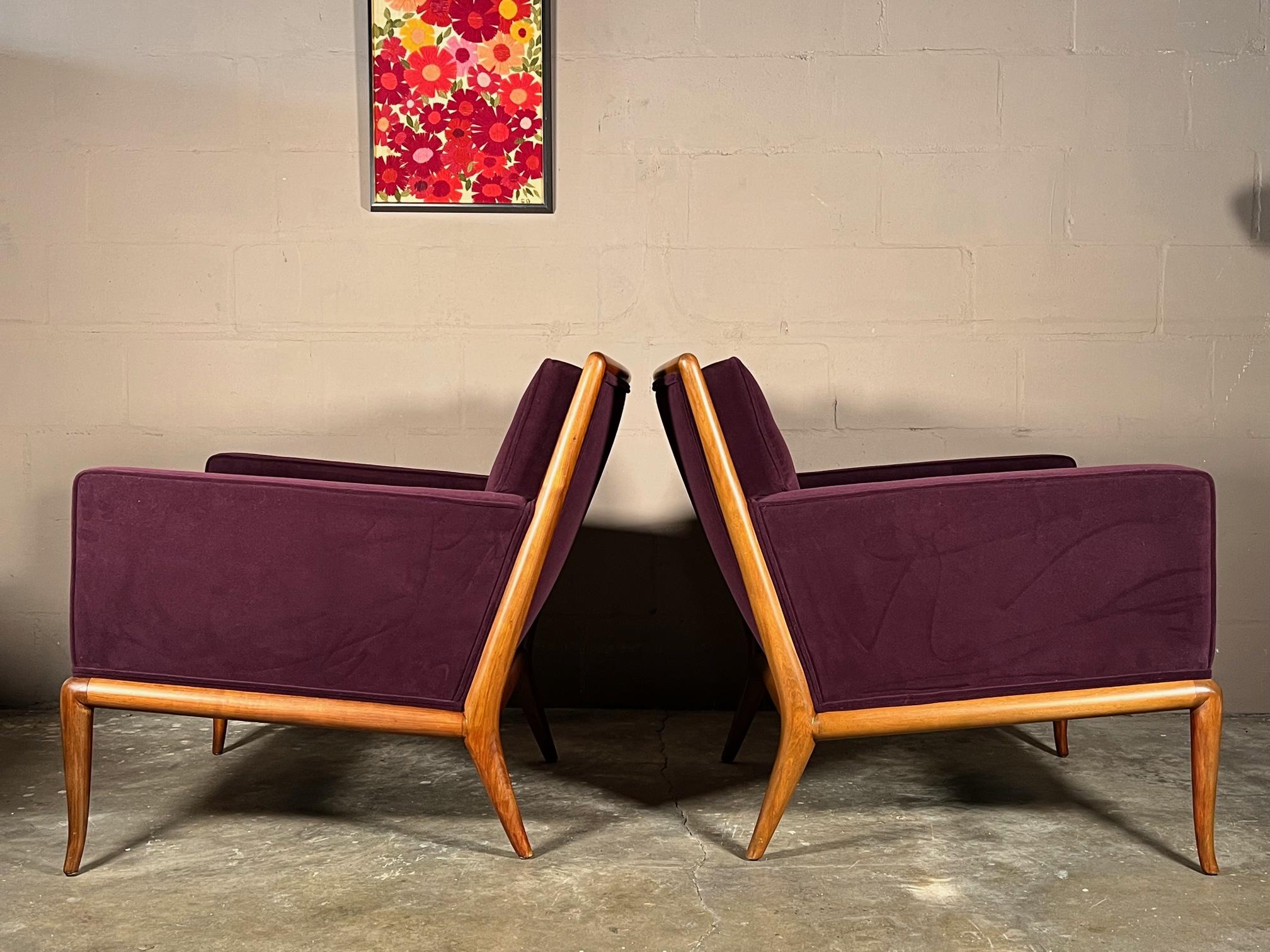 Mid-20th Century Pair of Classic Armchairs by T.H. Robsjohn-Gibbings, circa 1950s