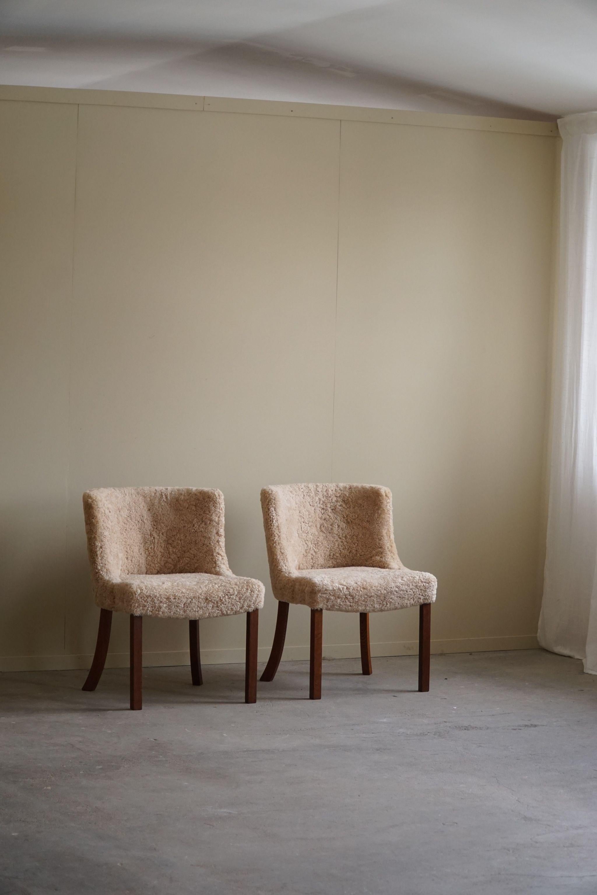 Paire de chaises Classic en Oak et laine d'agneau, Danish Modern, Kaj Gottlob, 1950s 4
