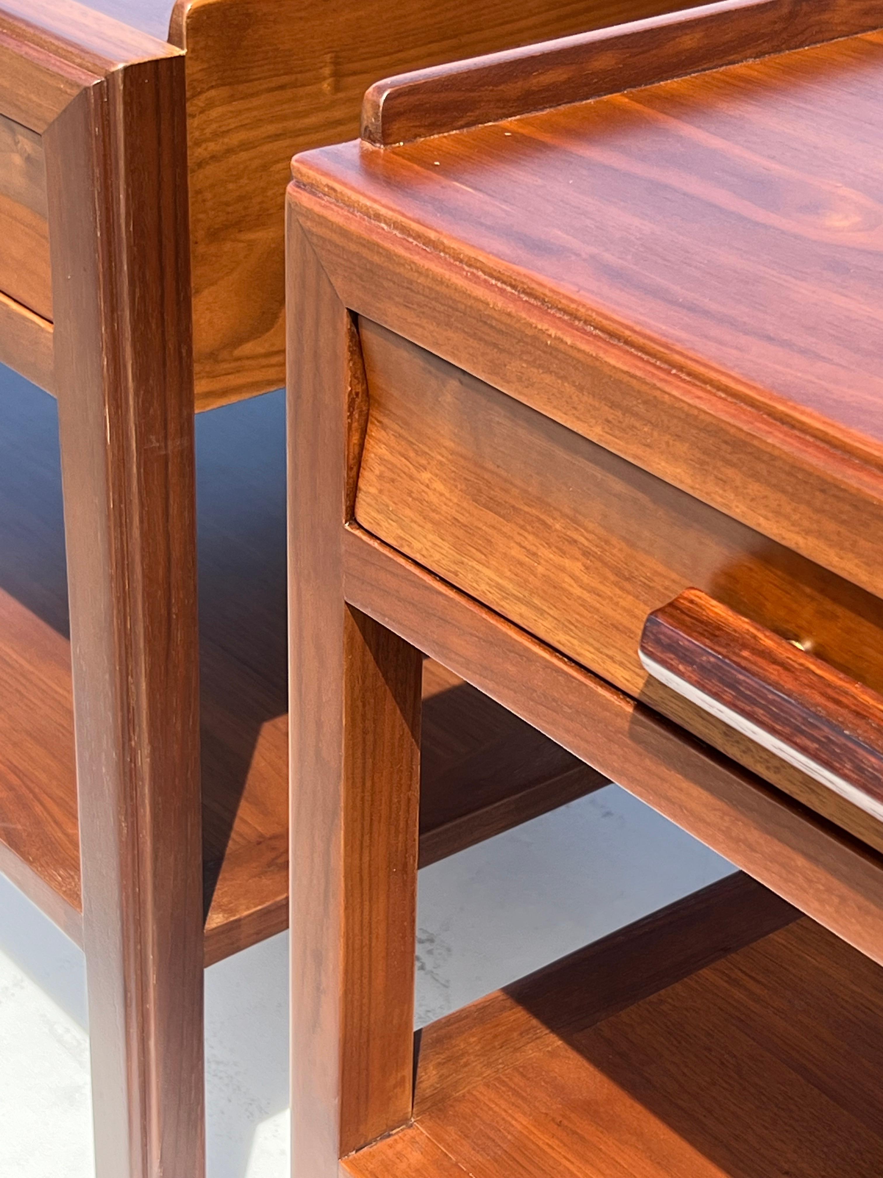 Paire de tables d'appoint Classic en noyer par Edward Wormley pour Dunbar, vers 1960 en vente 2