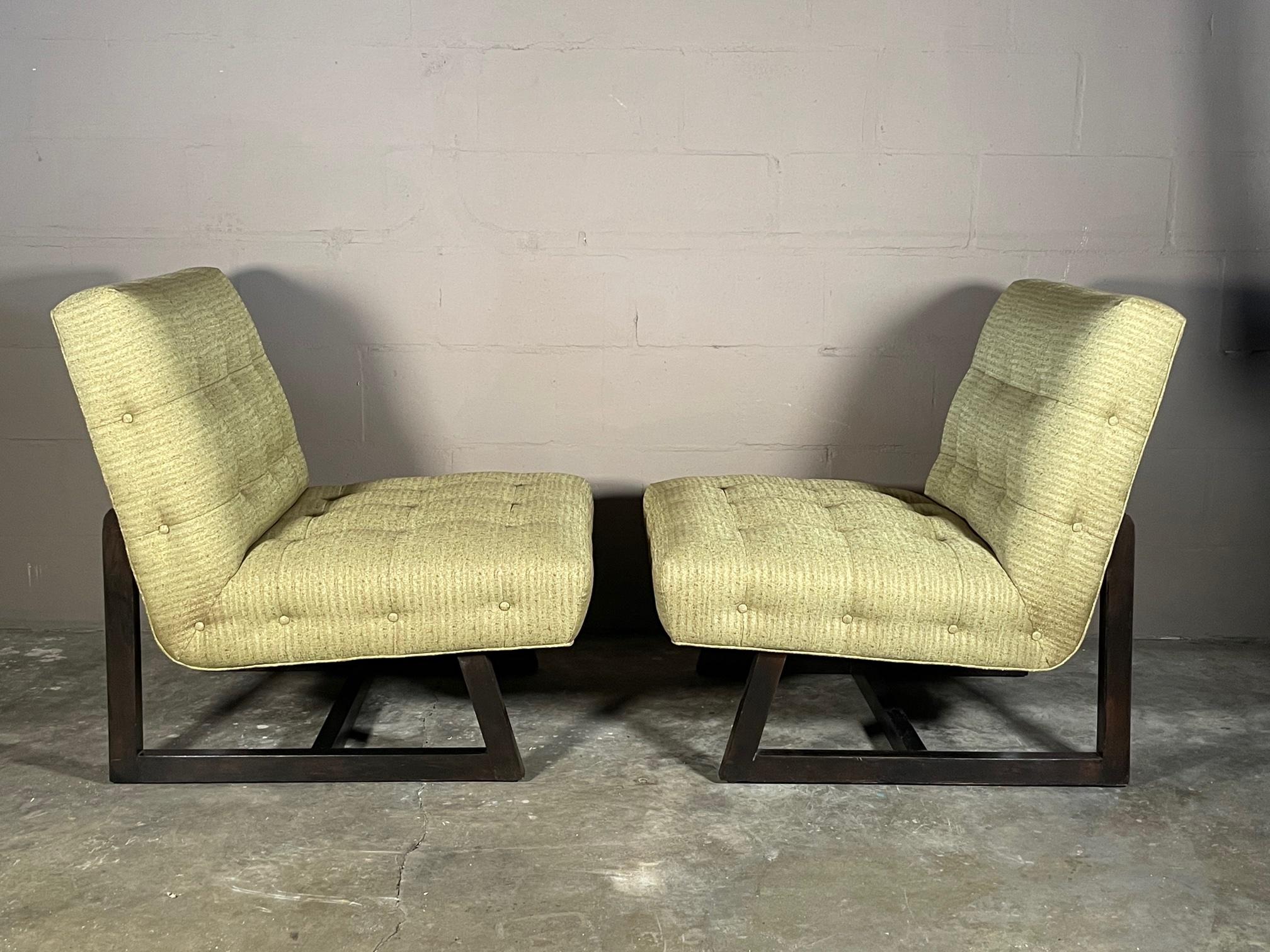 Pair of Classic Slipper Chairs For Sale 1