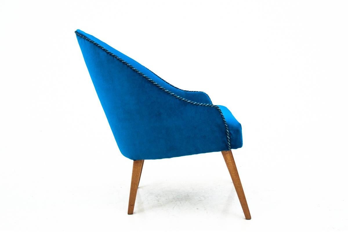 A pair of club armchairs, Poland, 1960s For Sale 6
