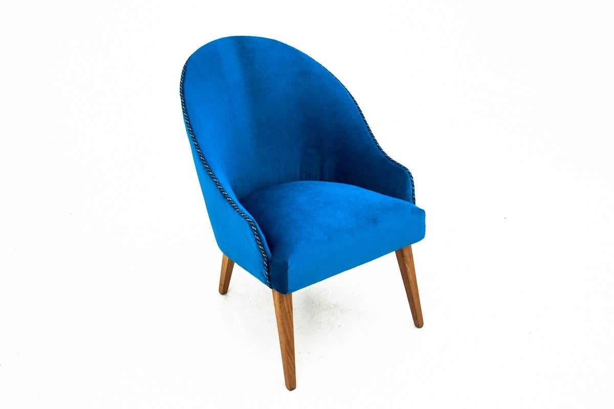 Velvet A pair of club armchairs, Poland, 1960s For Sale