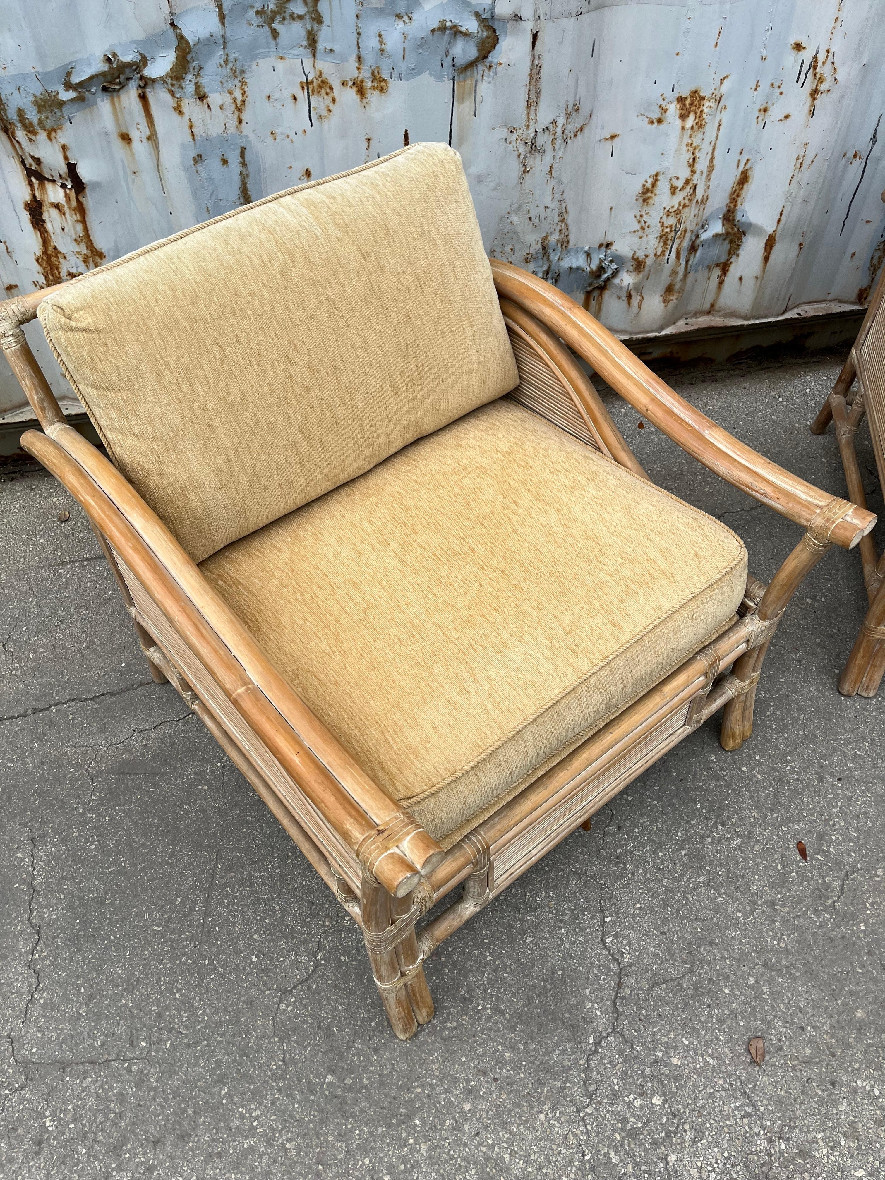 Un Par De Sillas De Tumbona De Ratán Estilo Costero Es La Manera De McGuire. C. 1980s en venta 4