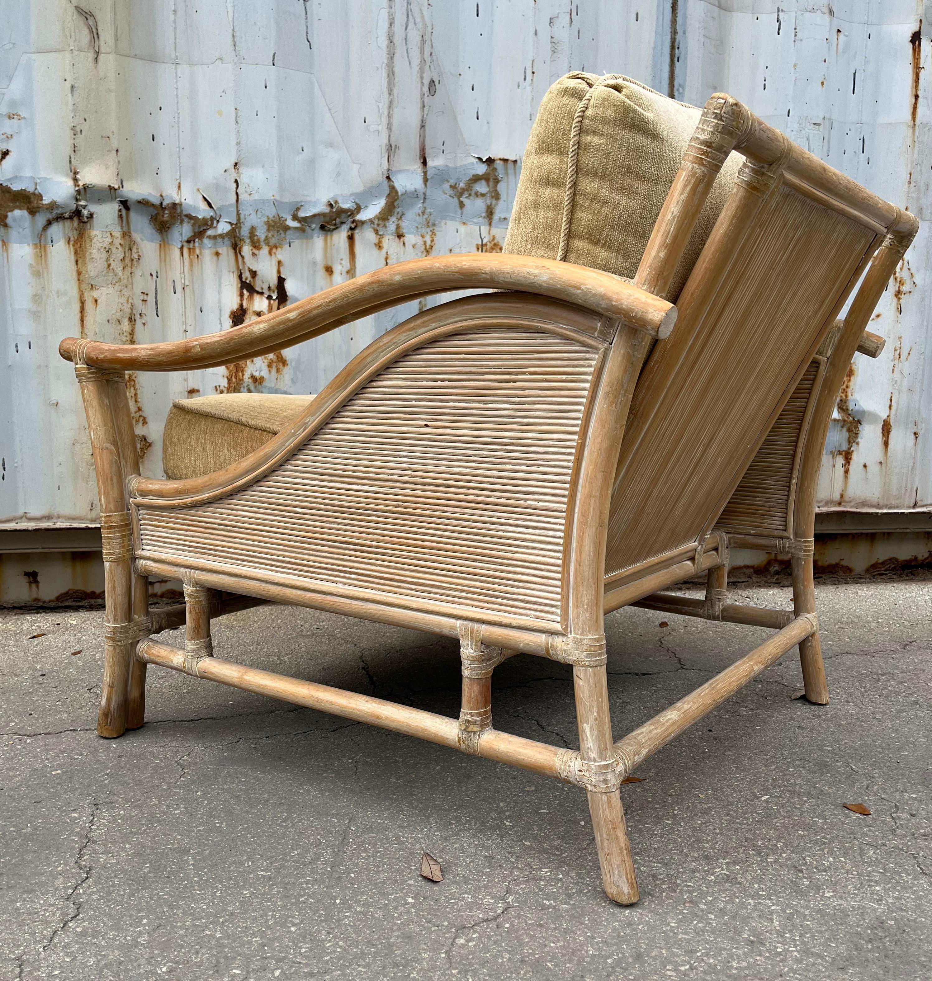 Un Par De Sillas De Tumbona De Ratán Estilo Costero Es La Manera De McGuire. C. 1980s en venta 7