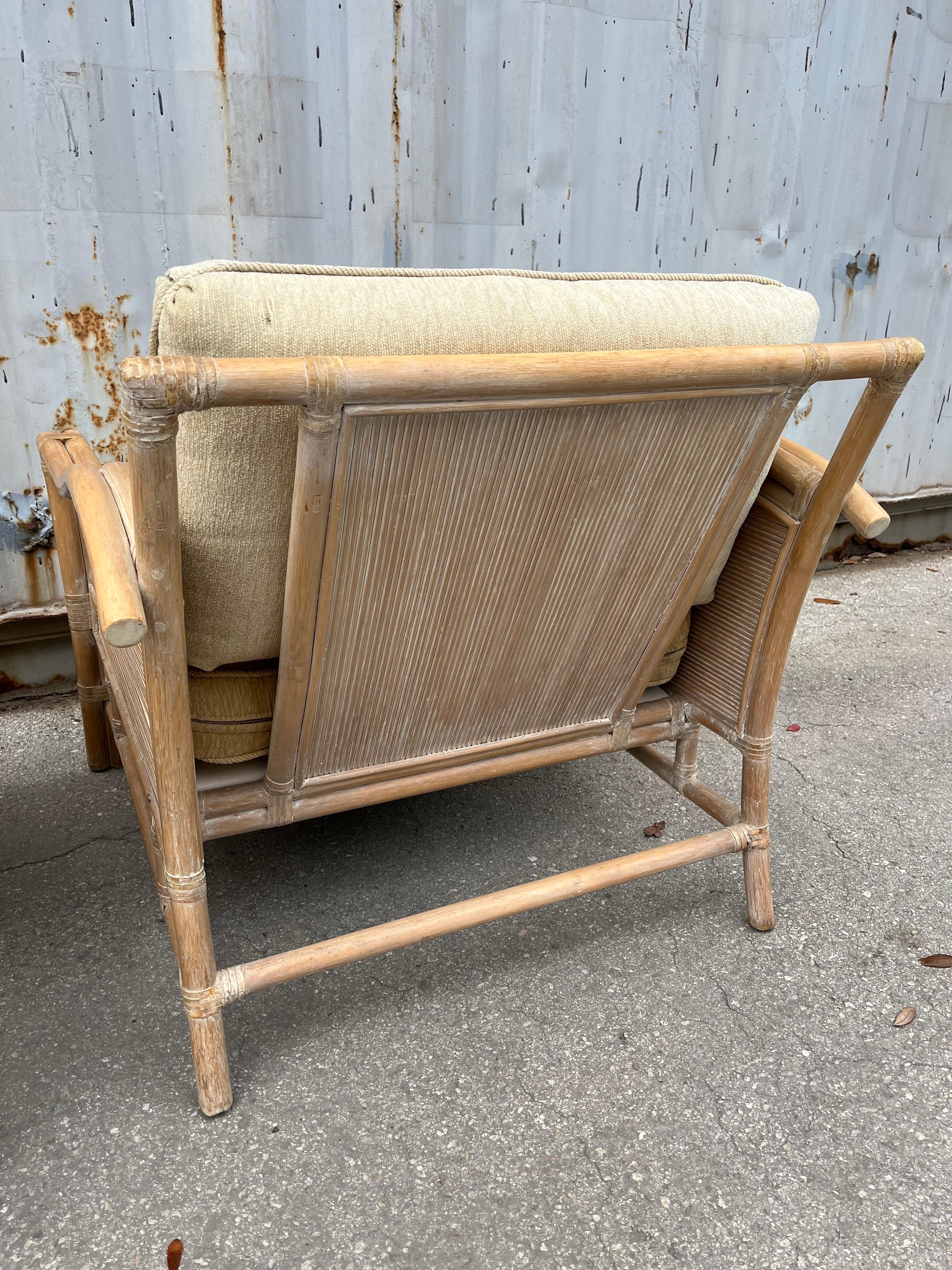 Un Par De Sillas De Tumbona De Ratán Estilo Costero Es La Manera De McGuire. C. 1980s en venta 8