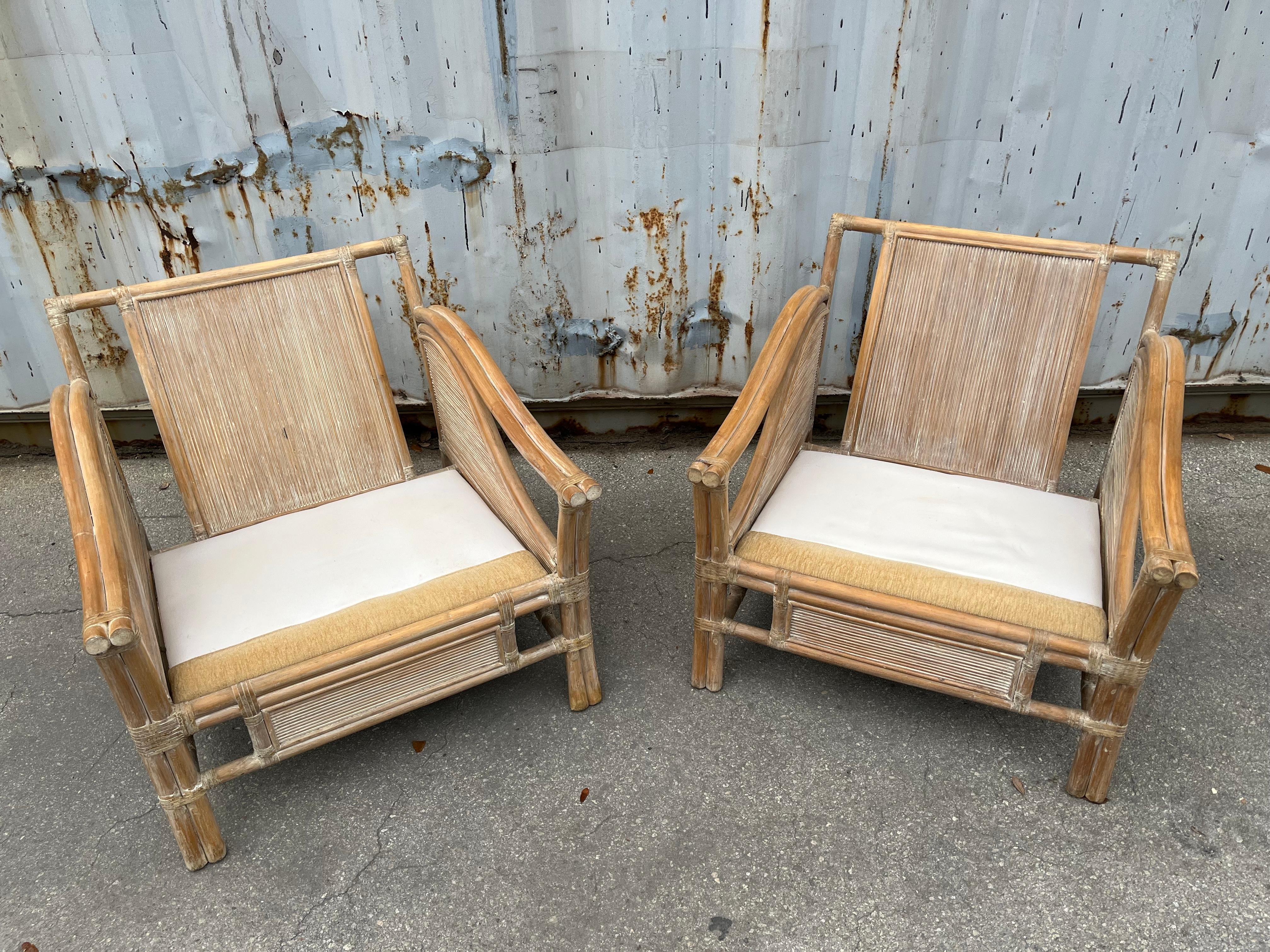 Un Par De Sillas De Tumbona De Ratán Estilo Costero Es La Manera De McGuire. C. 1980s en venta 9