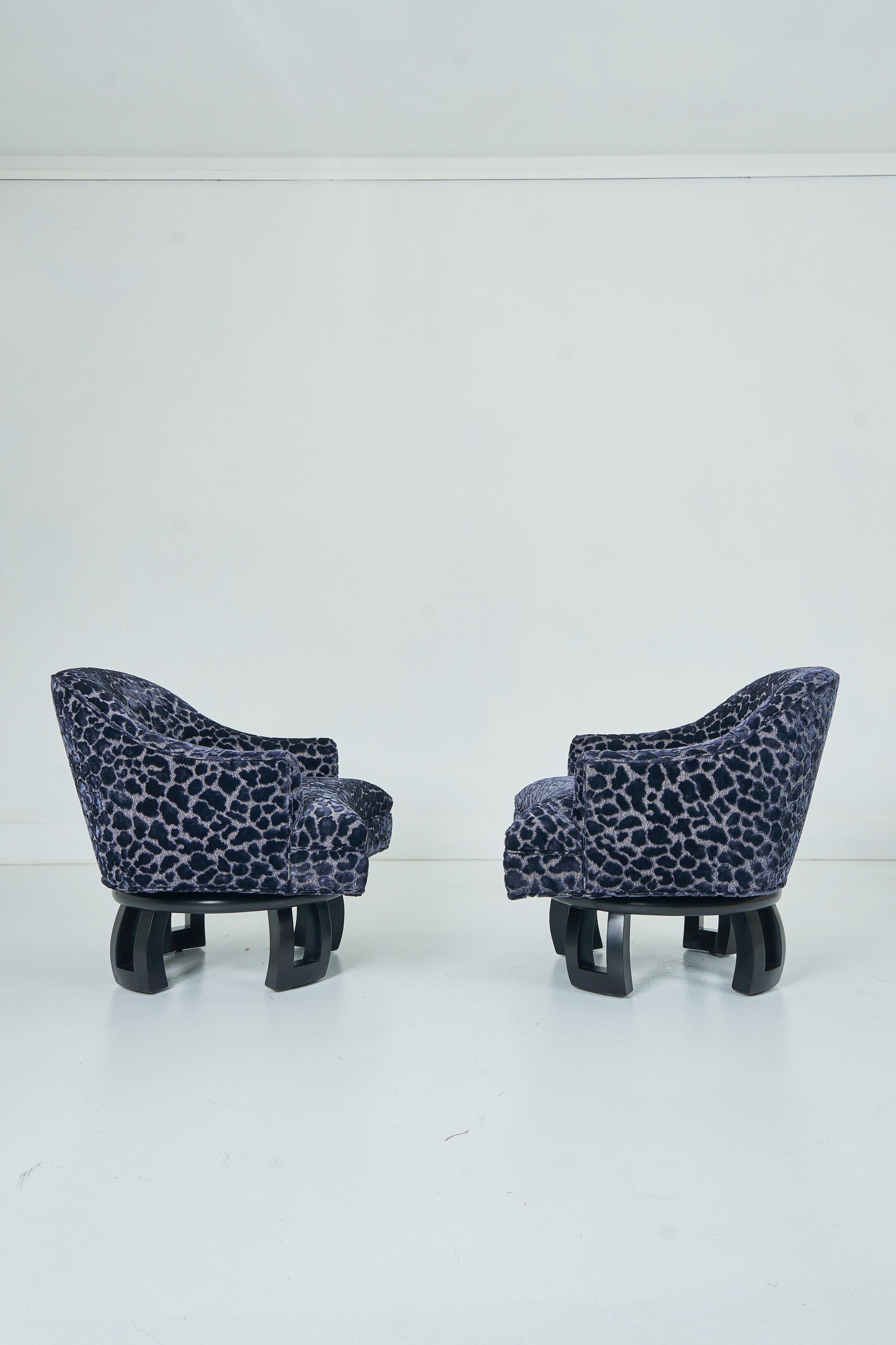 Mid-20th Century A Pair of Cobalt Blue Swiveling Tub Chairs designed by William Haines For Sale