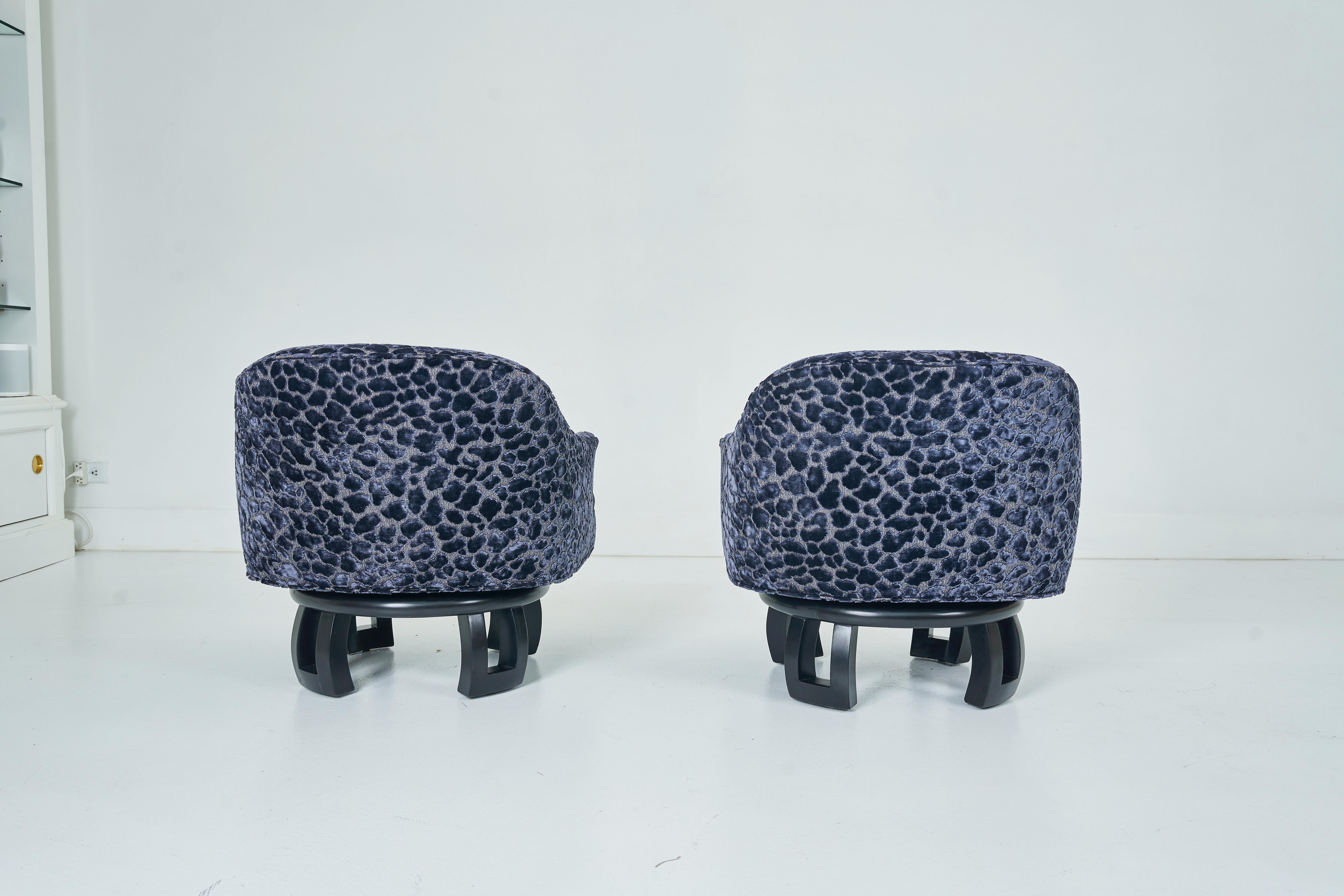 Mid-20th Century A Pair of Cobalt Blue Swiveling Tub Chairs designed by William Haines For Sale