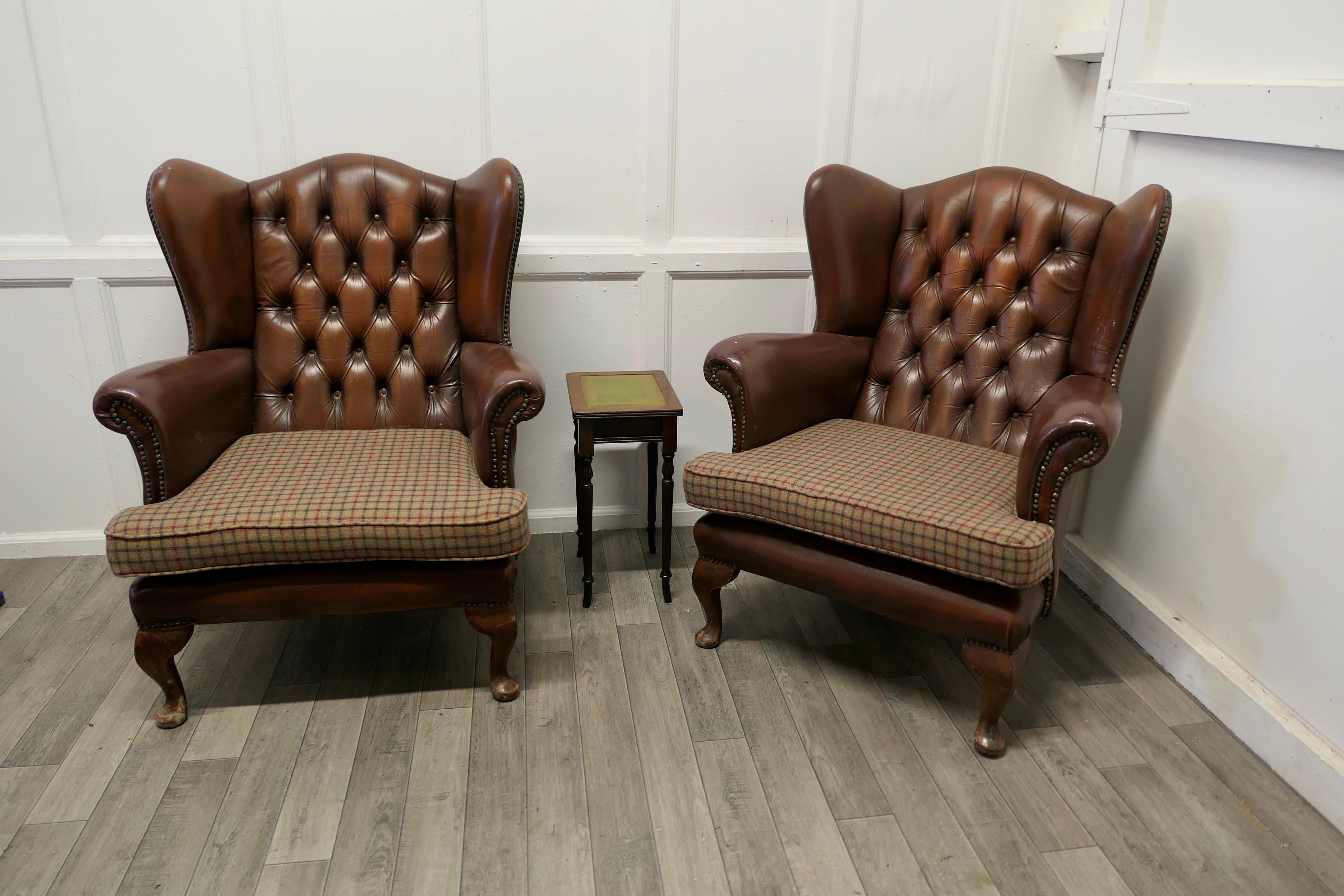 Pair of Comfortable wingback Leather Chesterfield Library Chairs In Good Condition In Godshill, Isle of Wight