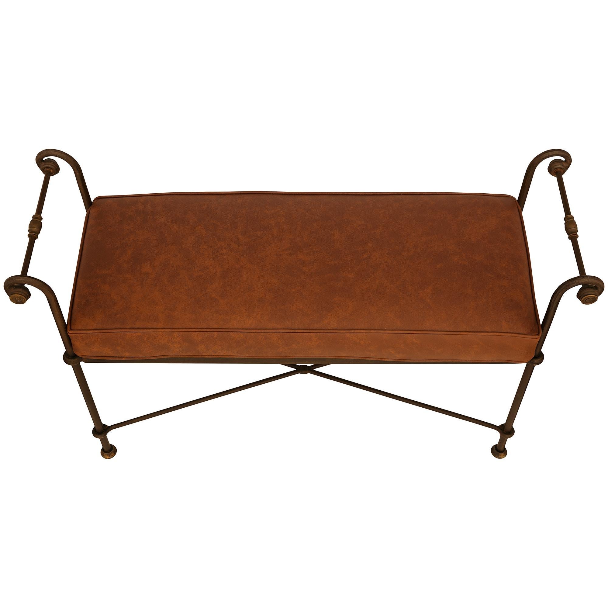 A pair of Continental Turn of the Century Wrought Iron benches For Sale 4